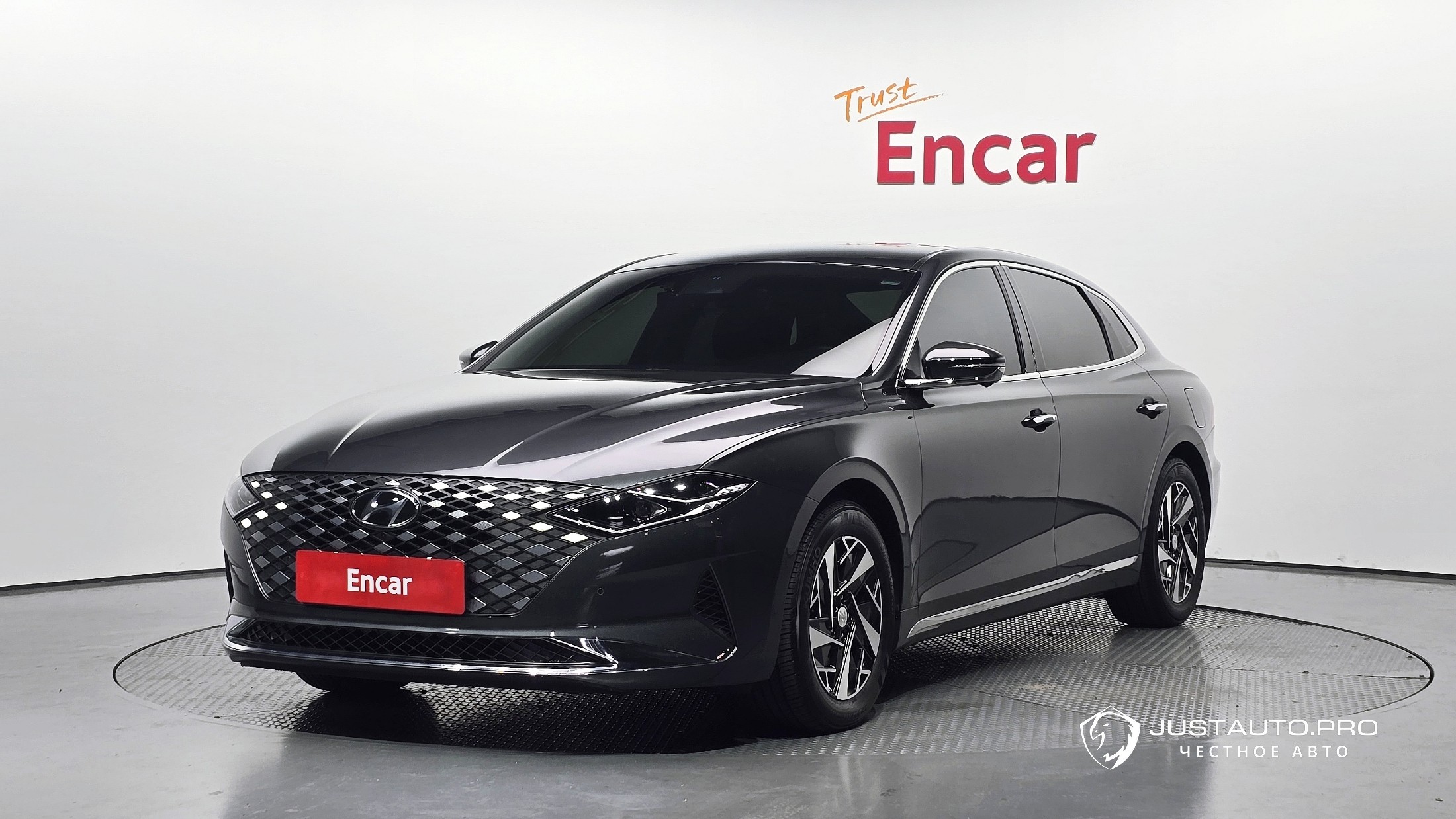 Автомобиль Hyundai Grandeur