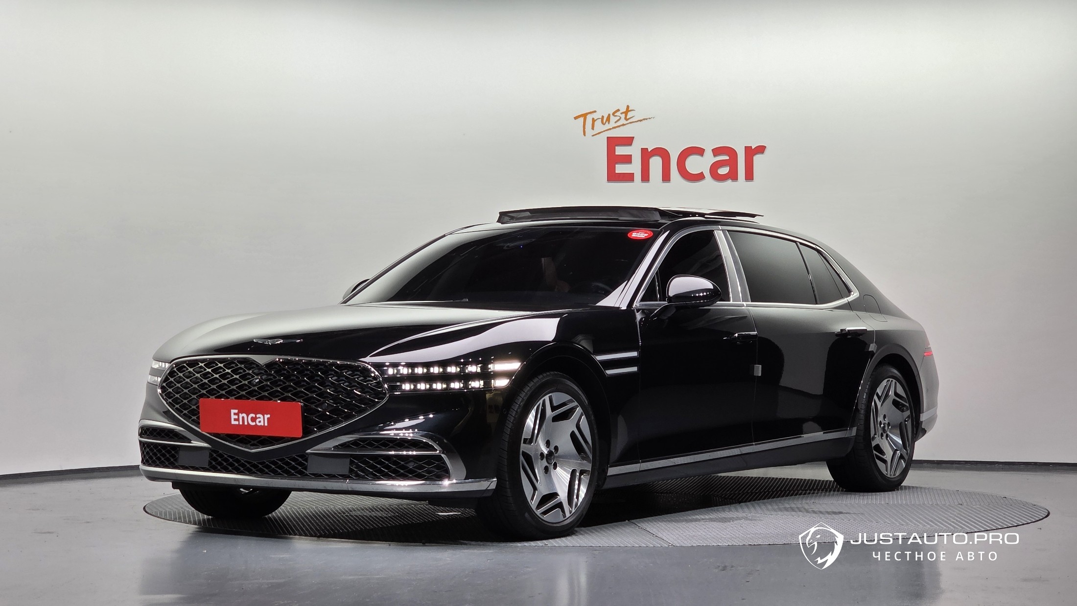 Автомобиль Genesis G90