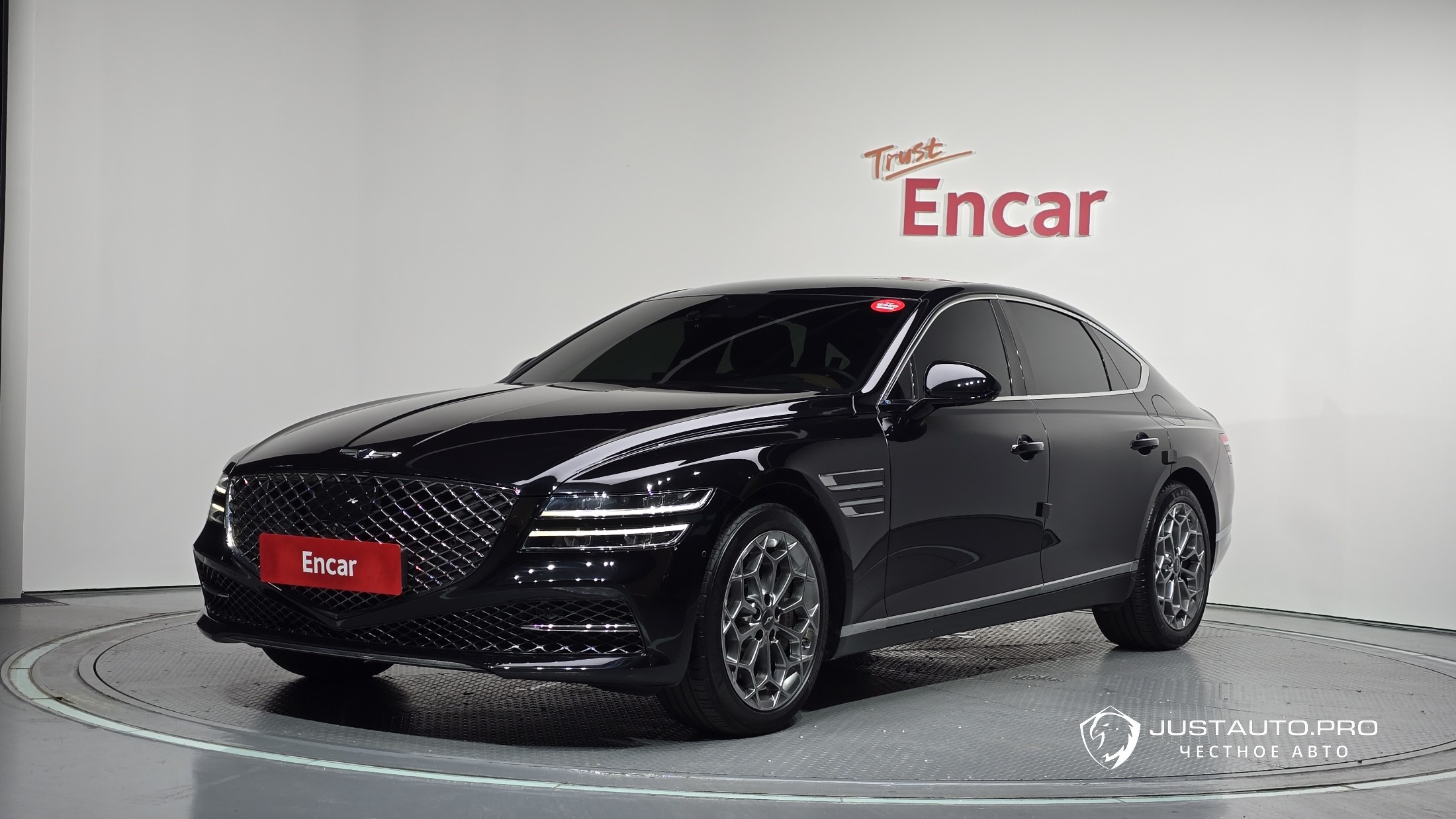 Автомобиль Genesis G80