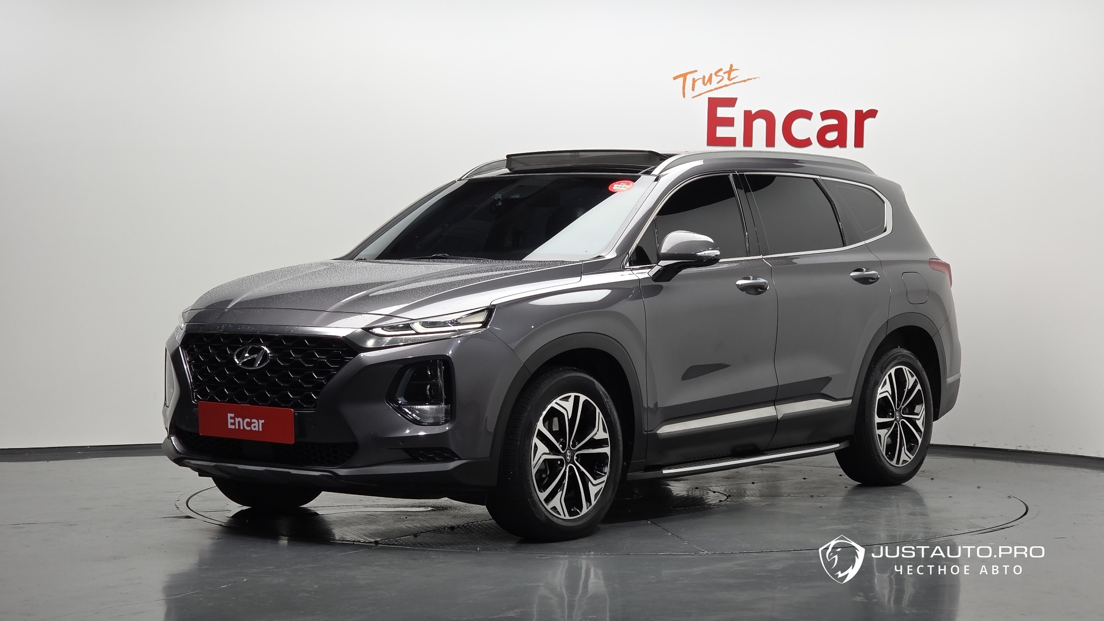 Автомобиль Hyundai Santafe