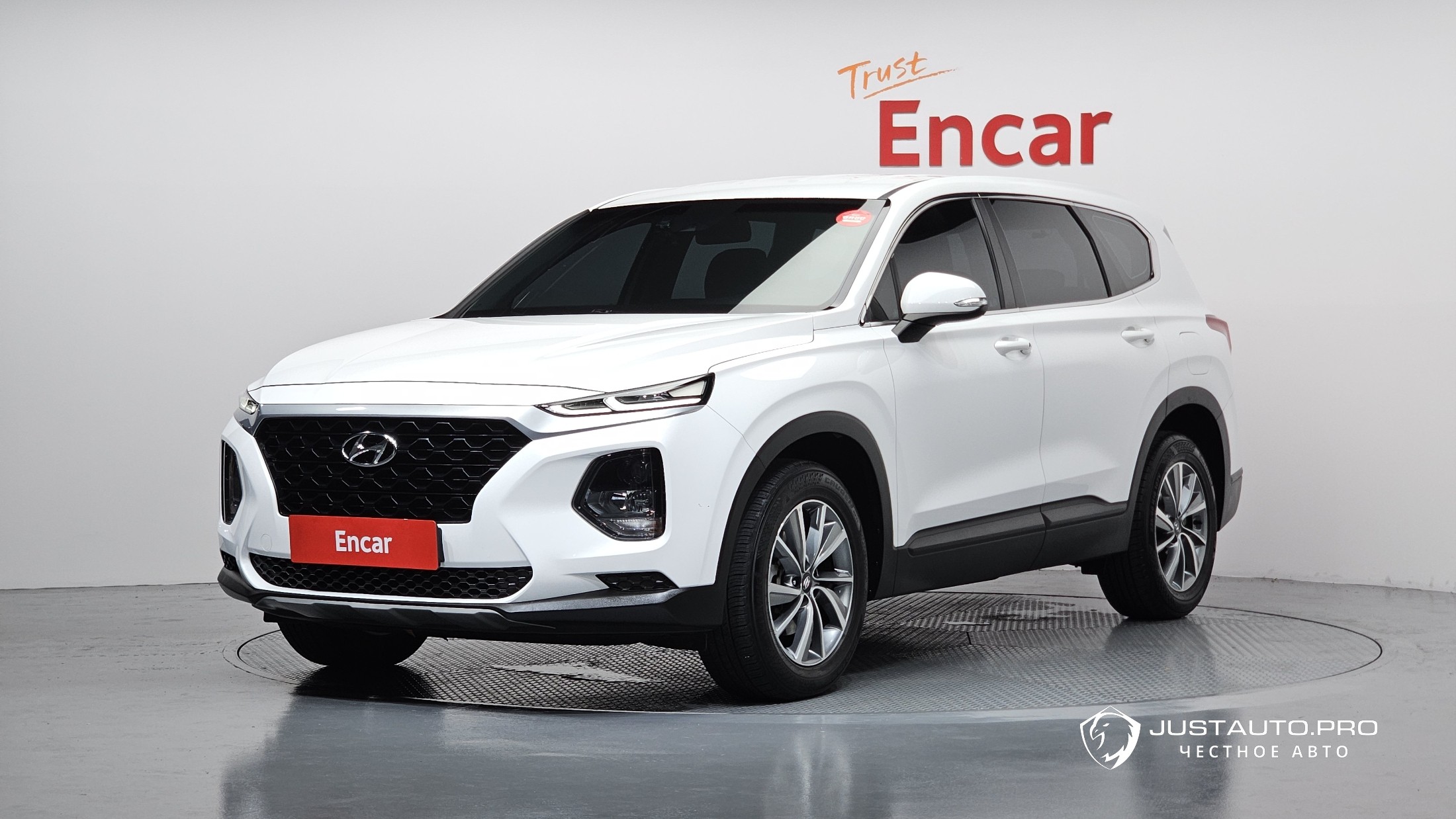 Автомобиль Hyundai Santafe