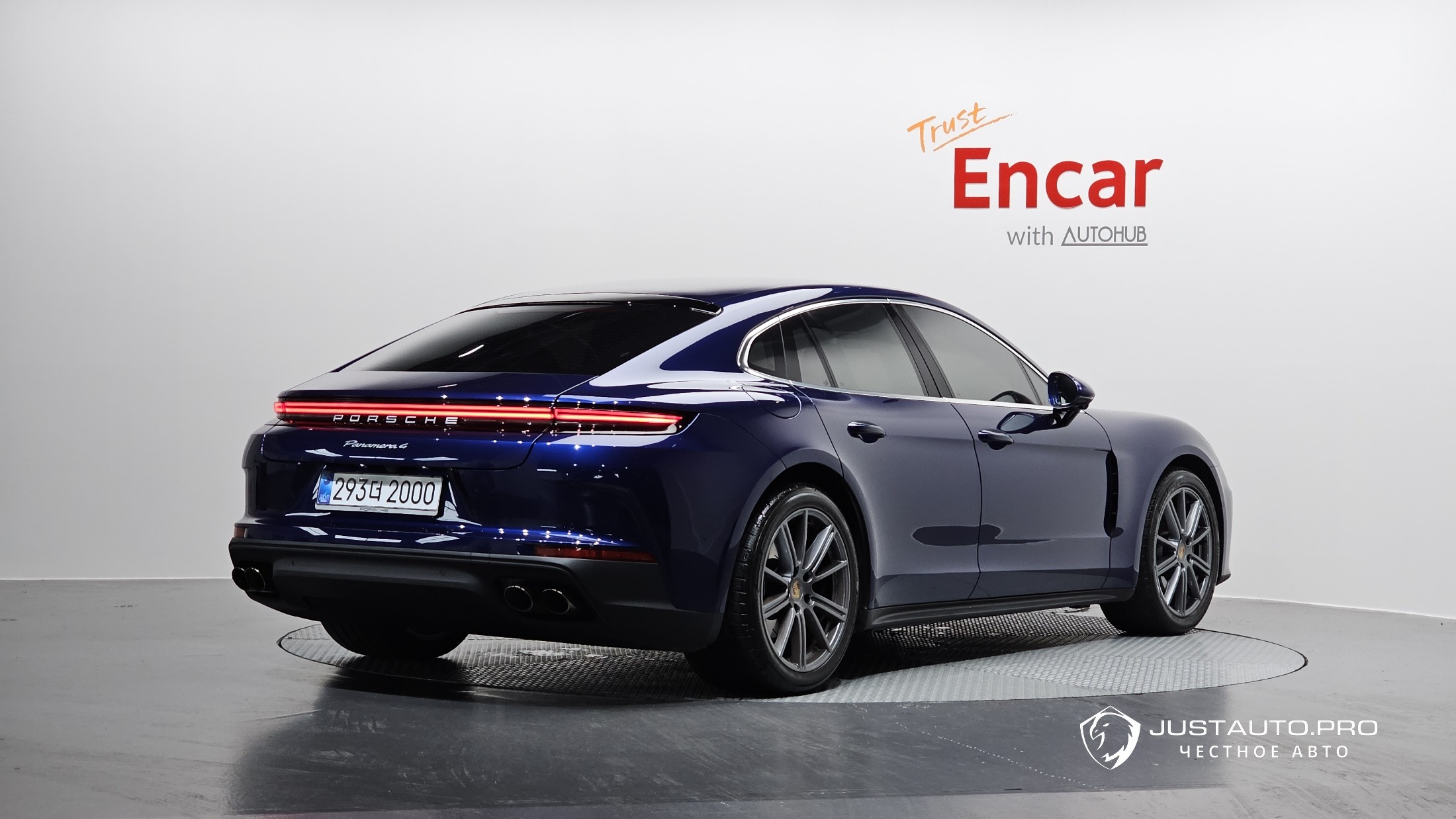 Автомобиль Porsche Panamera