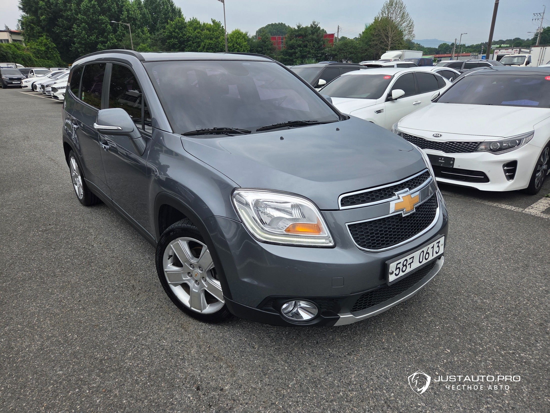Автомобиль ChevroletGMDaewoo Orlando