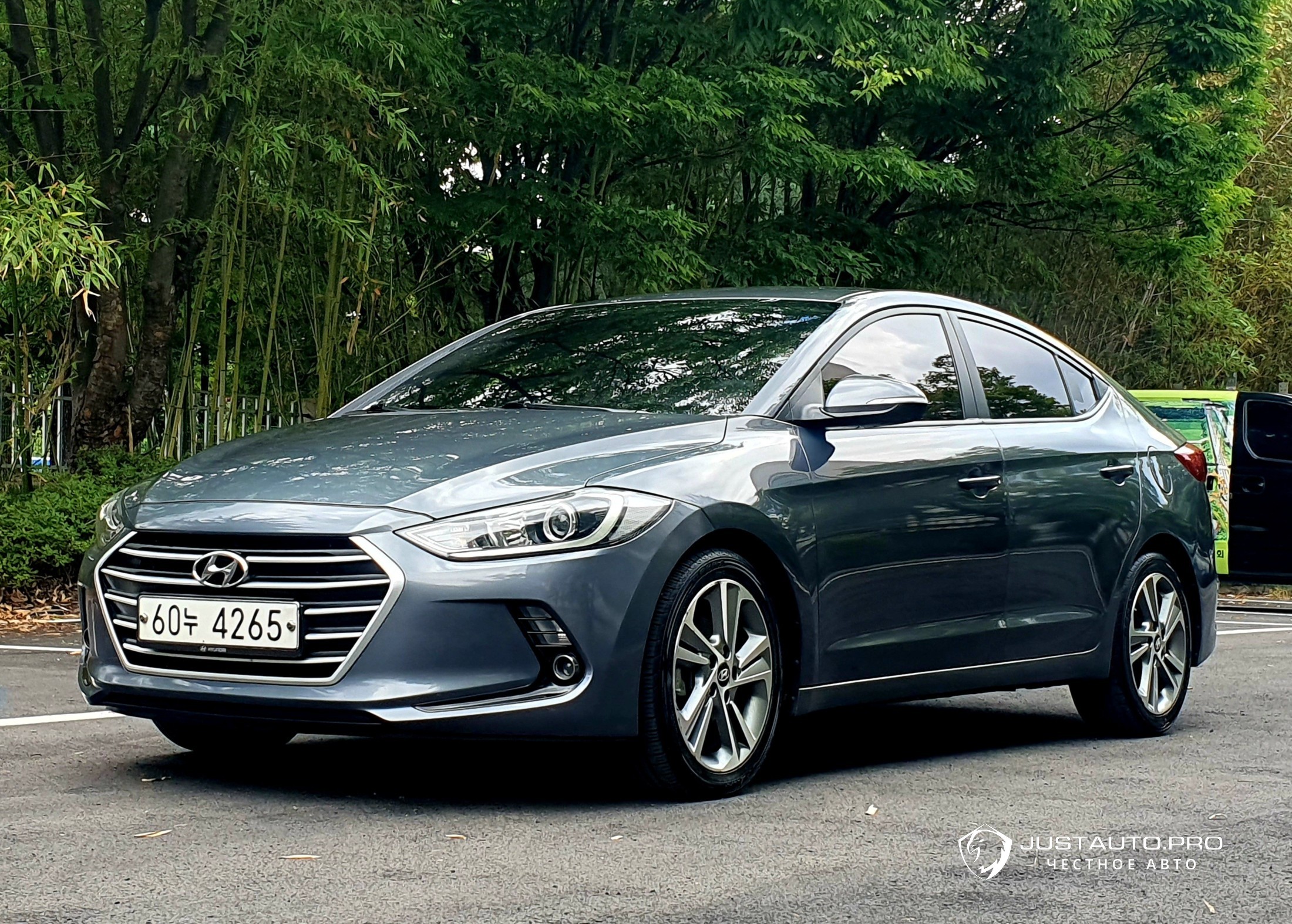 Автомобиль Hyundai AVANTE