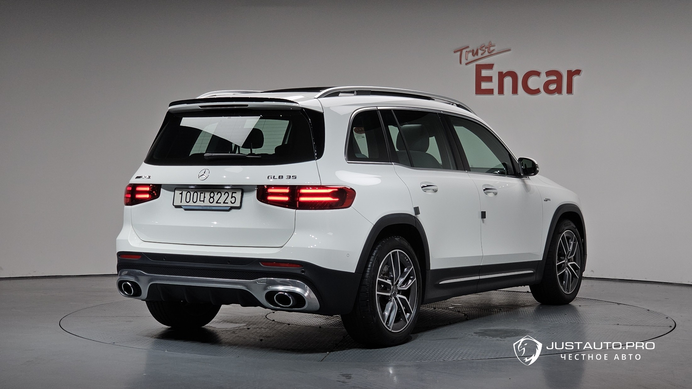 Автомобиль Mercedes-Benz GLB-Class