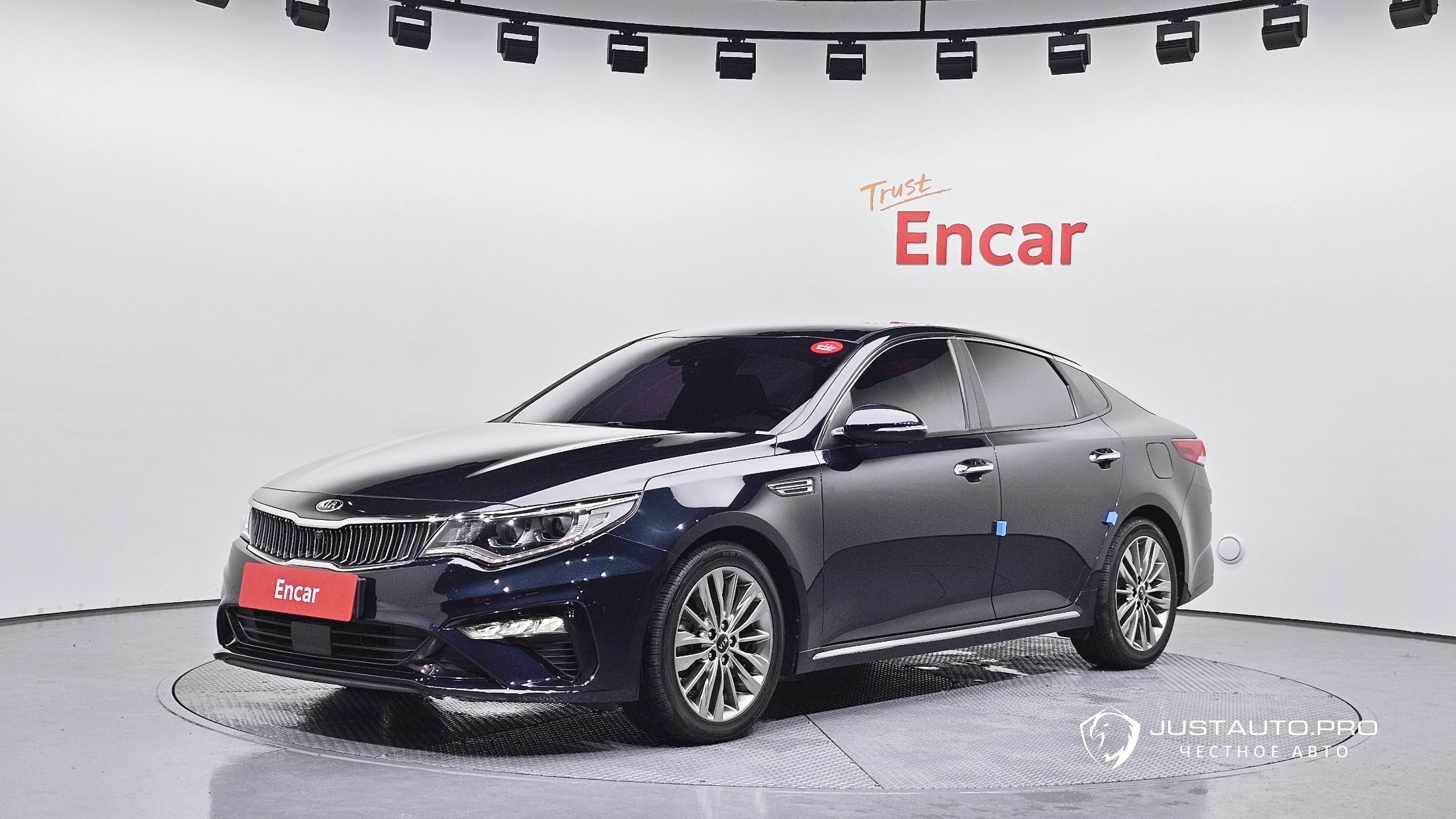 Автомобиль Kia K5
