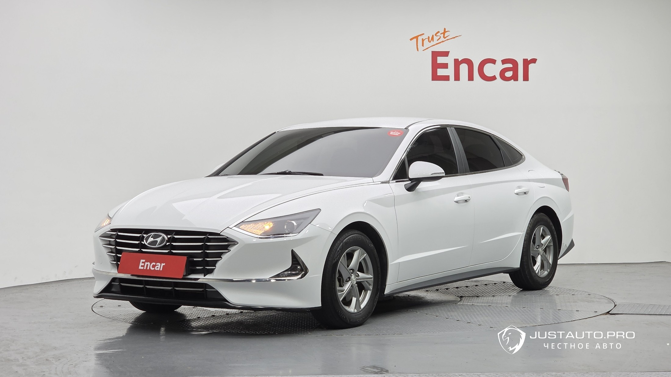 Автомобиль Hyundai Sonata