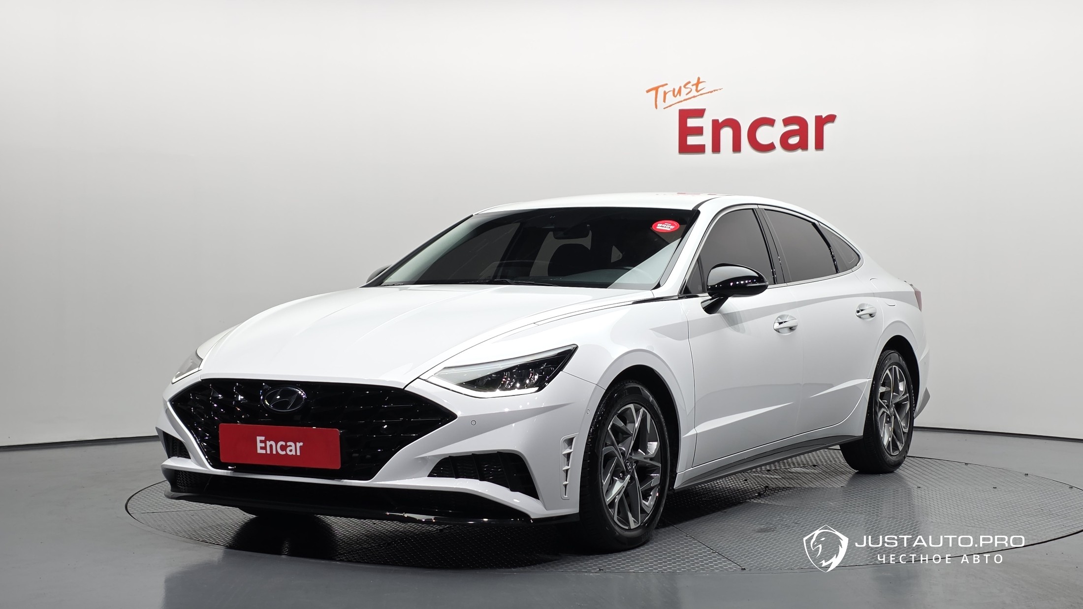 Автомобиль Hyundai Sonata