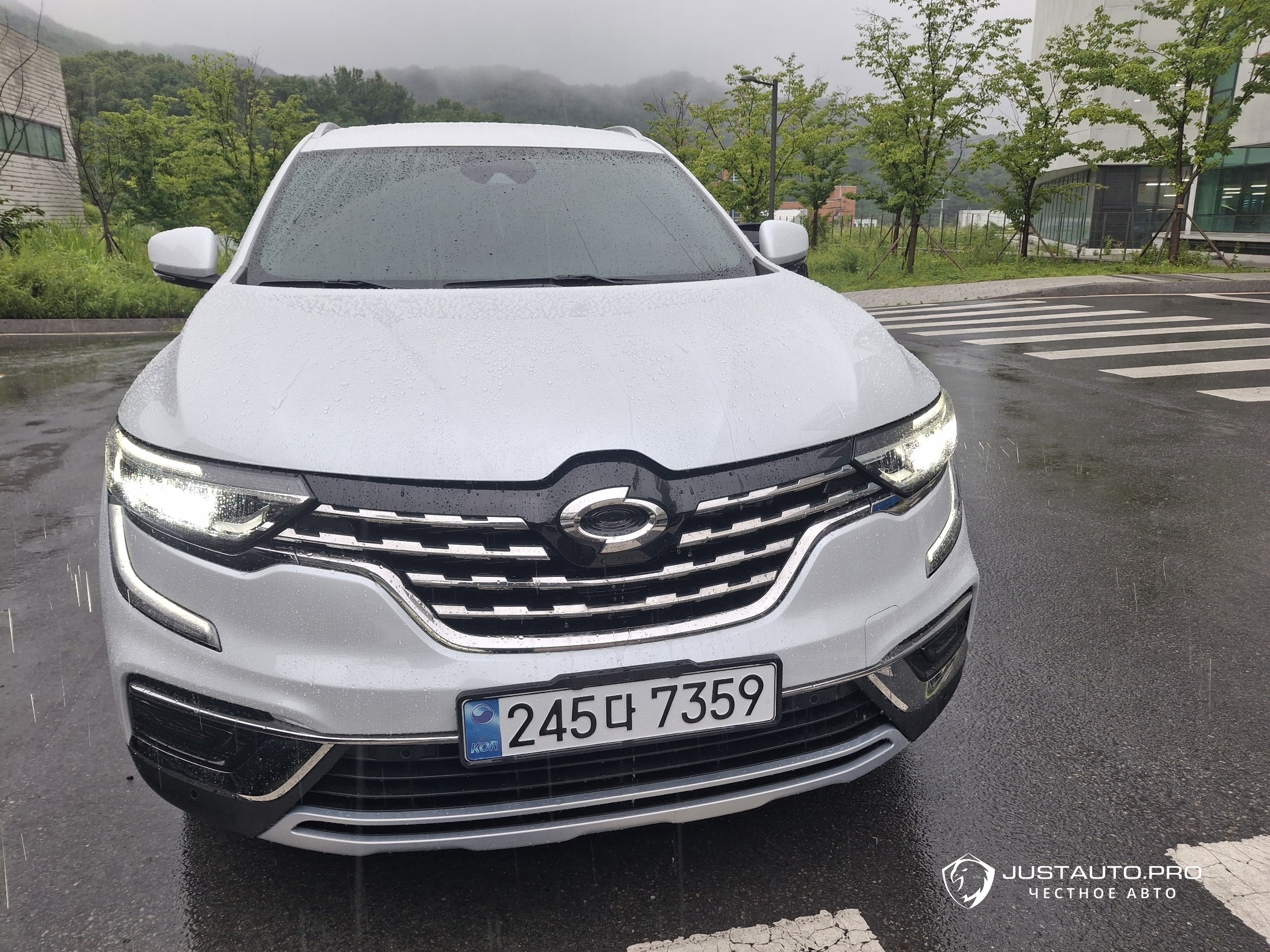 Автомобиль Renault-KoreaSamsung QM6