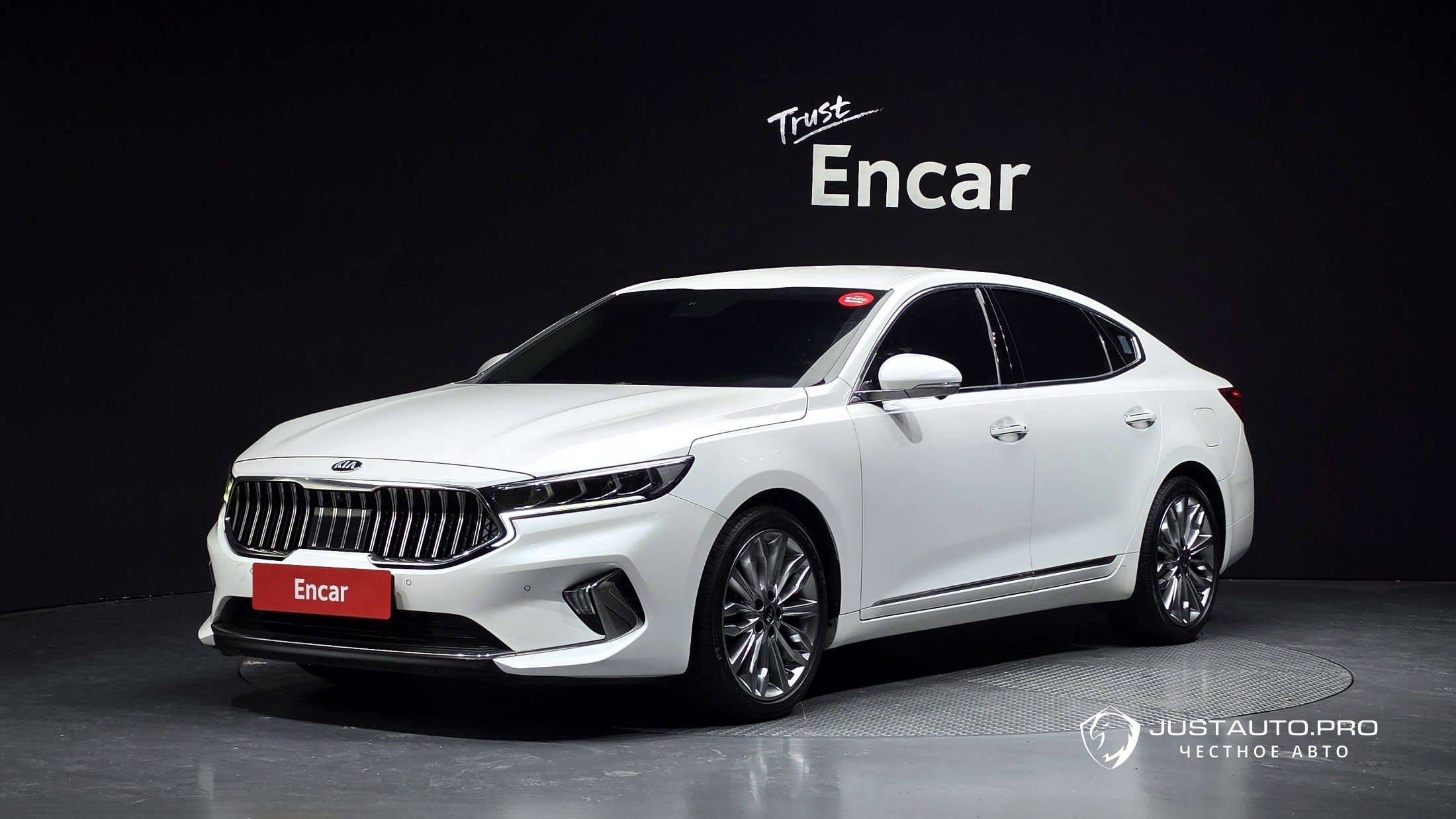 Автомобиль Kia K7