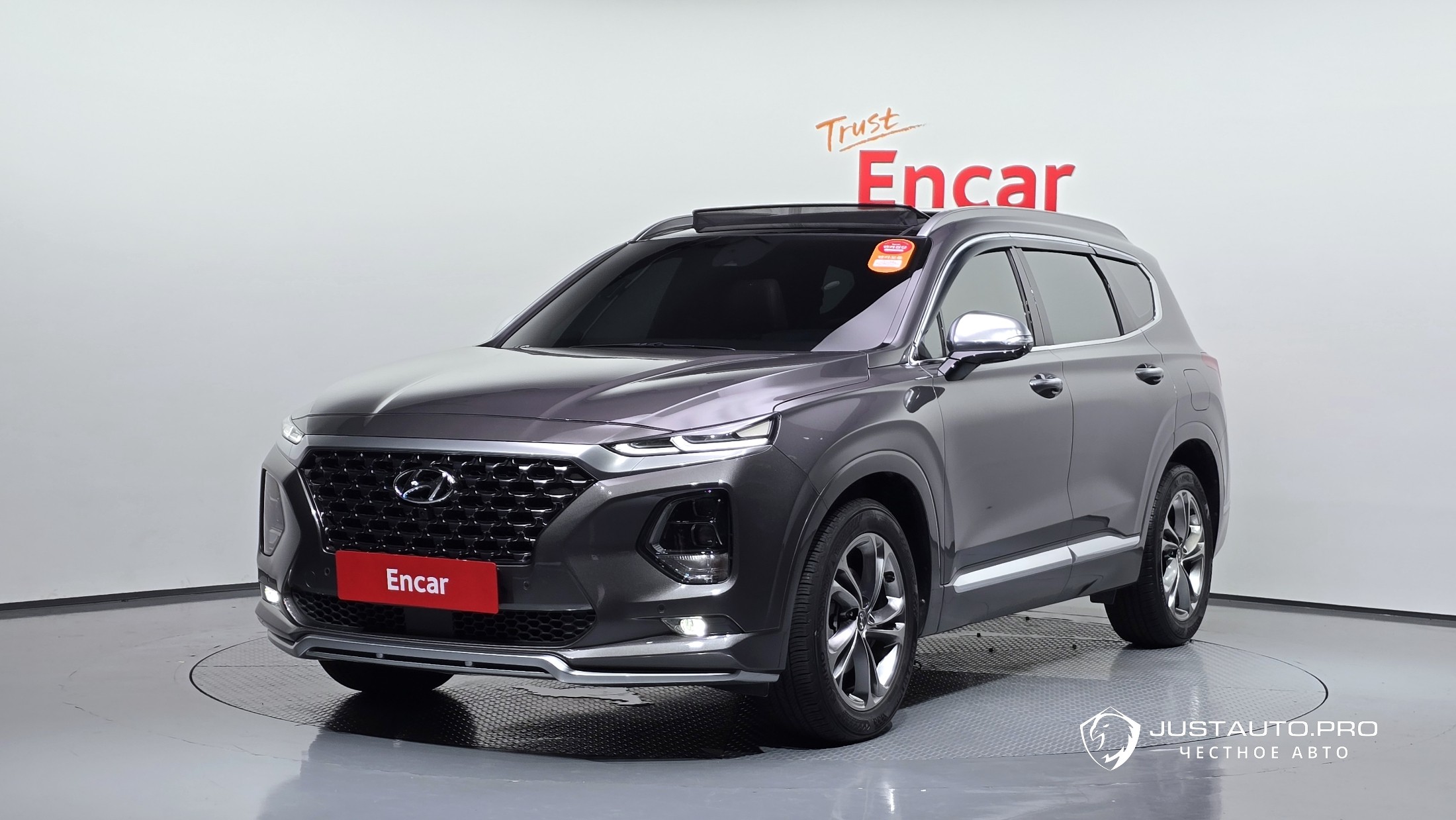 Автомобиль Hyundai Santafe
