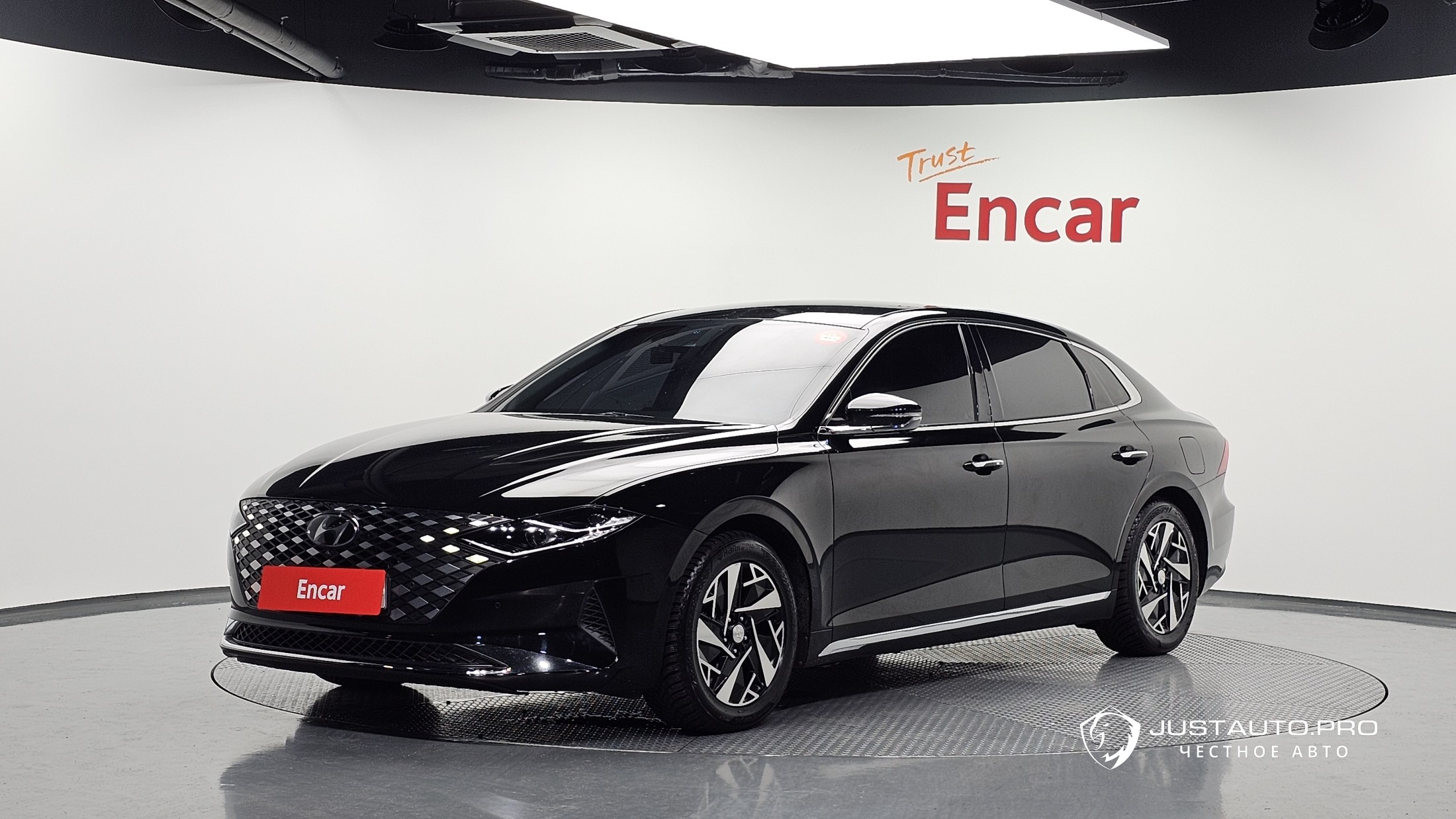 Автомобиль Hyundai Grandeur