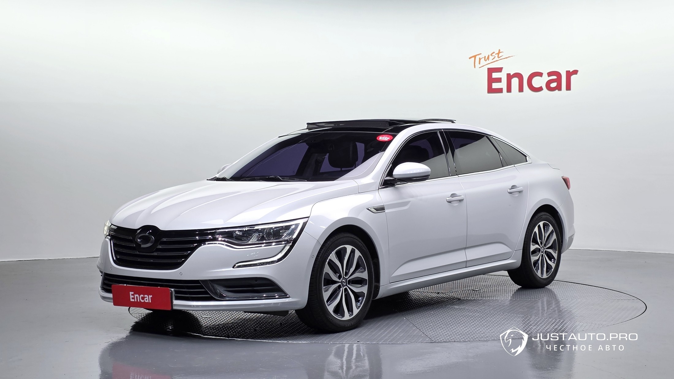 Автомобиль Renault-KoreaSamsung SM6