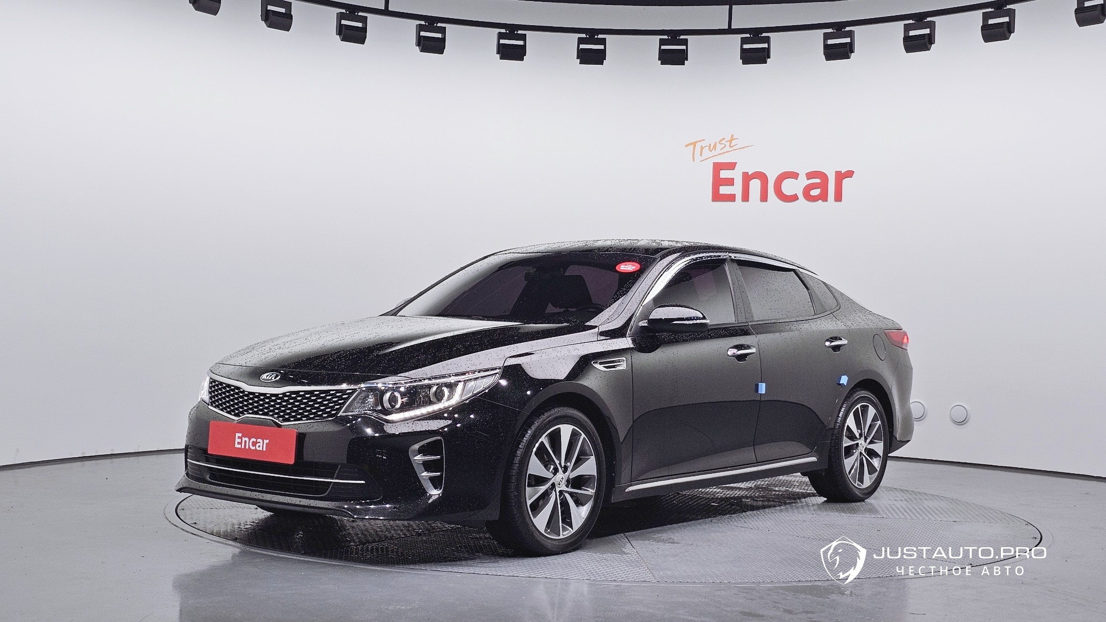 Автомобиль Kia K5