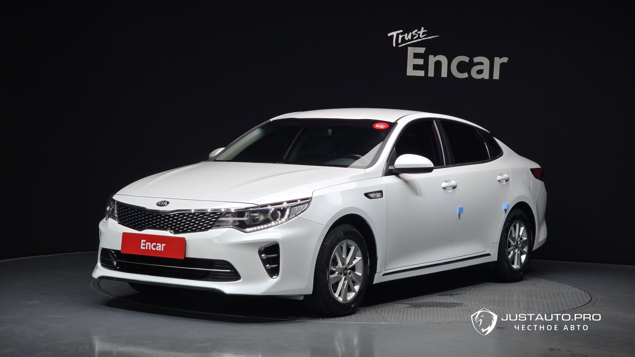 Автомобиль Kia K5