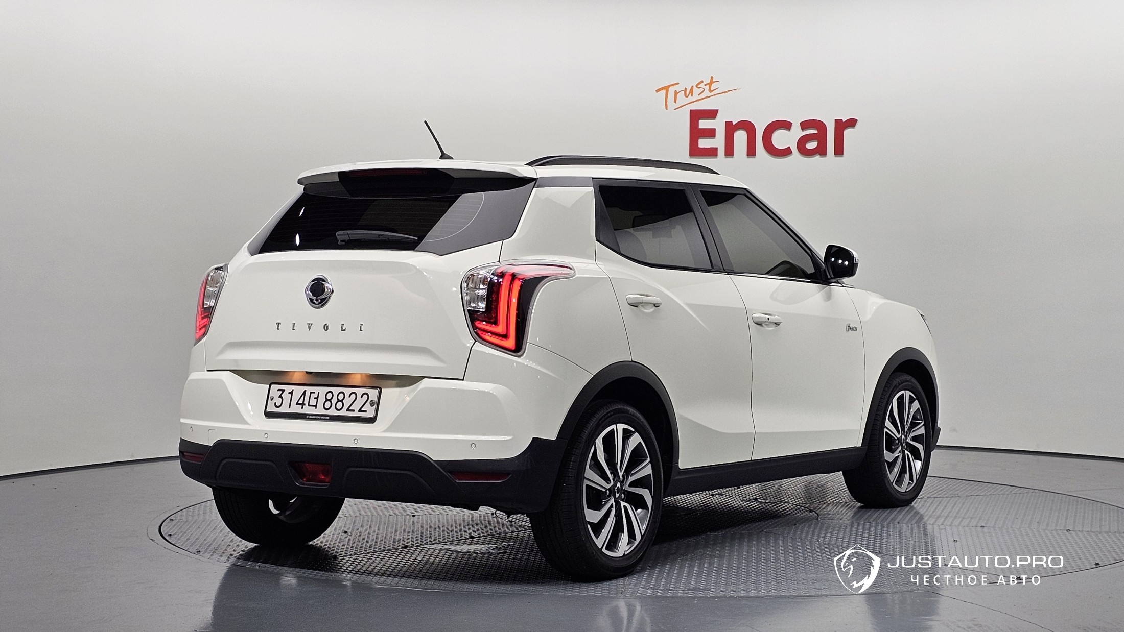Автомобиль KG_Mobility_Ssangyong TIBOLI