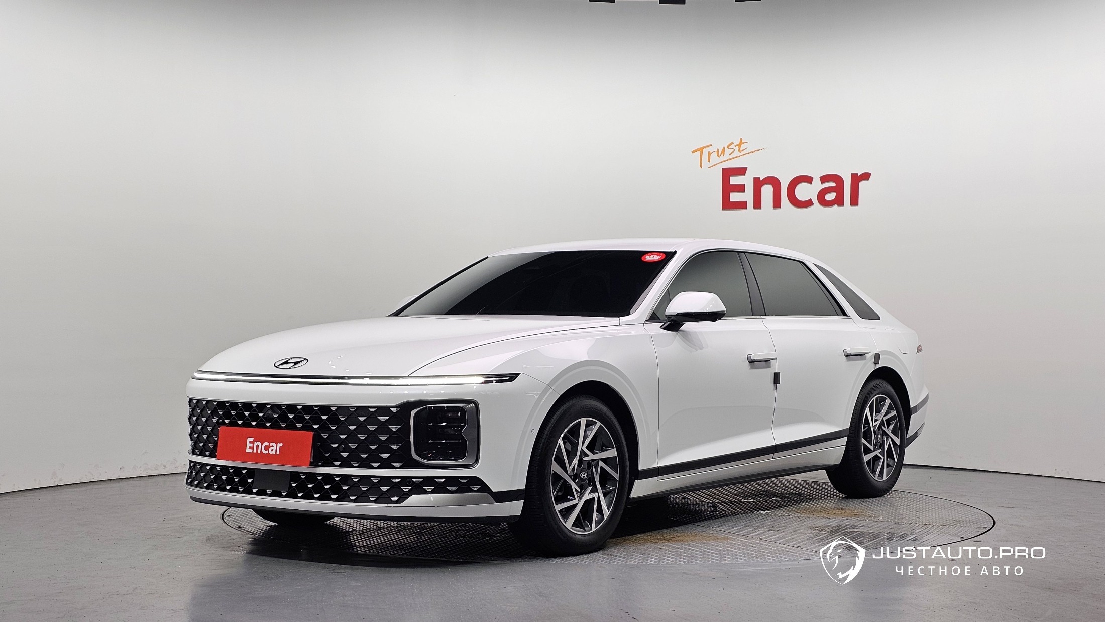 Автомобиль Hyundai Grandeur