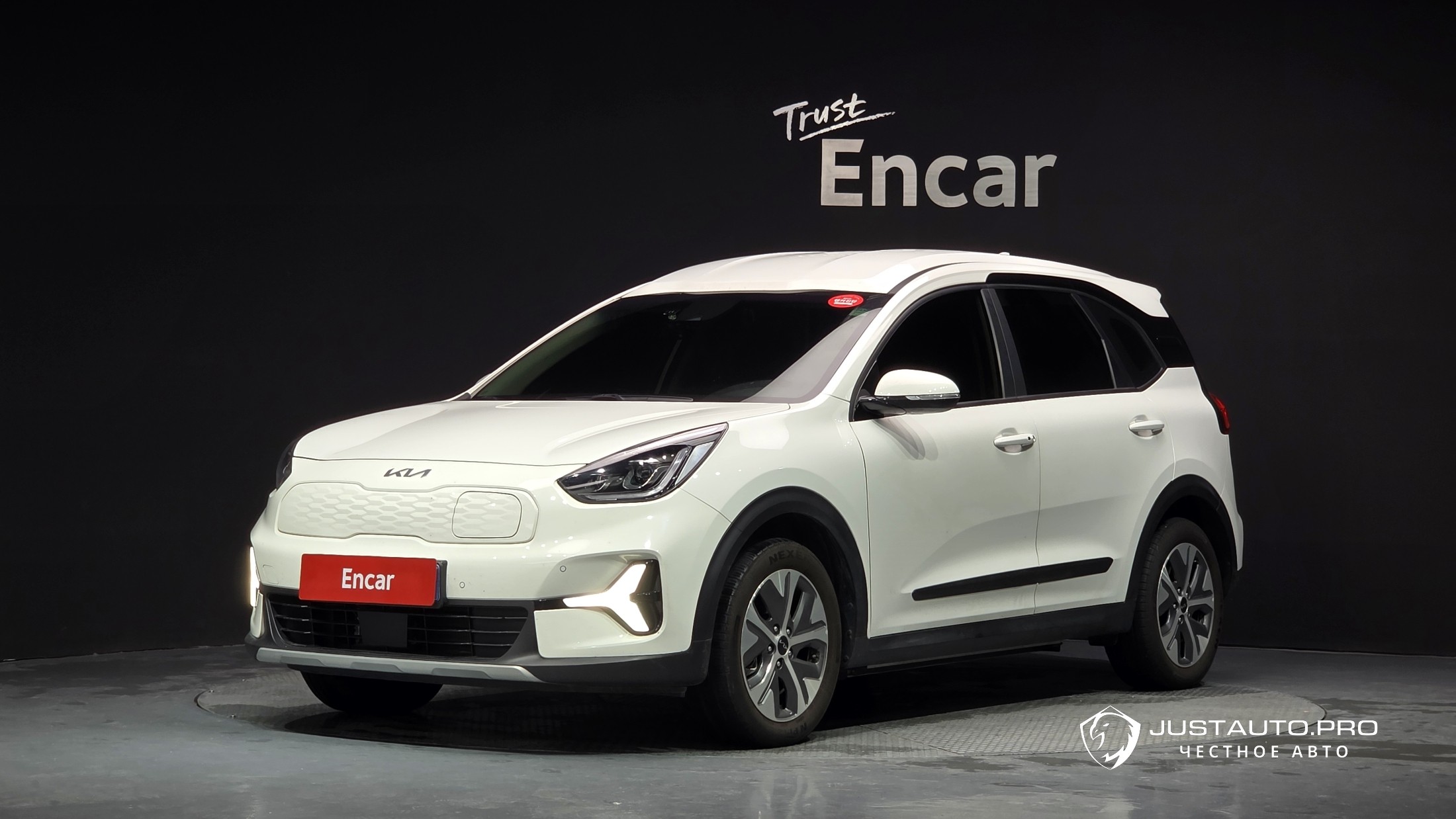 Автомобиль Kia Niro