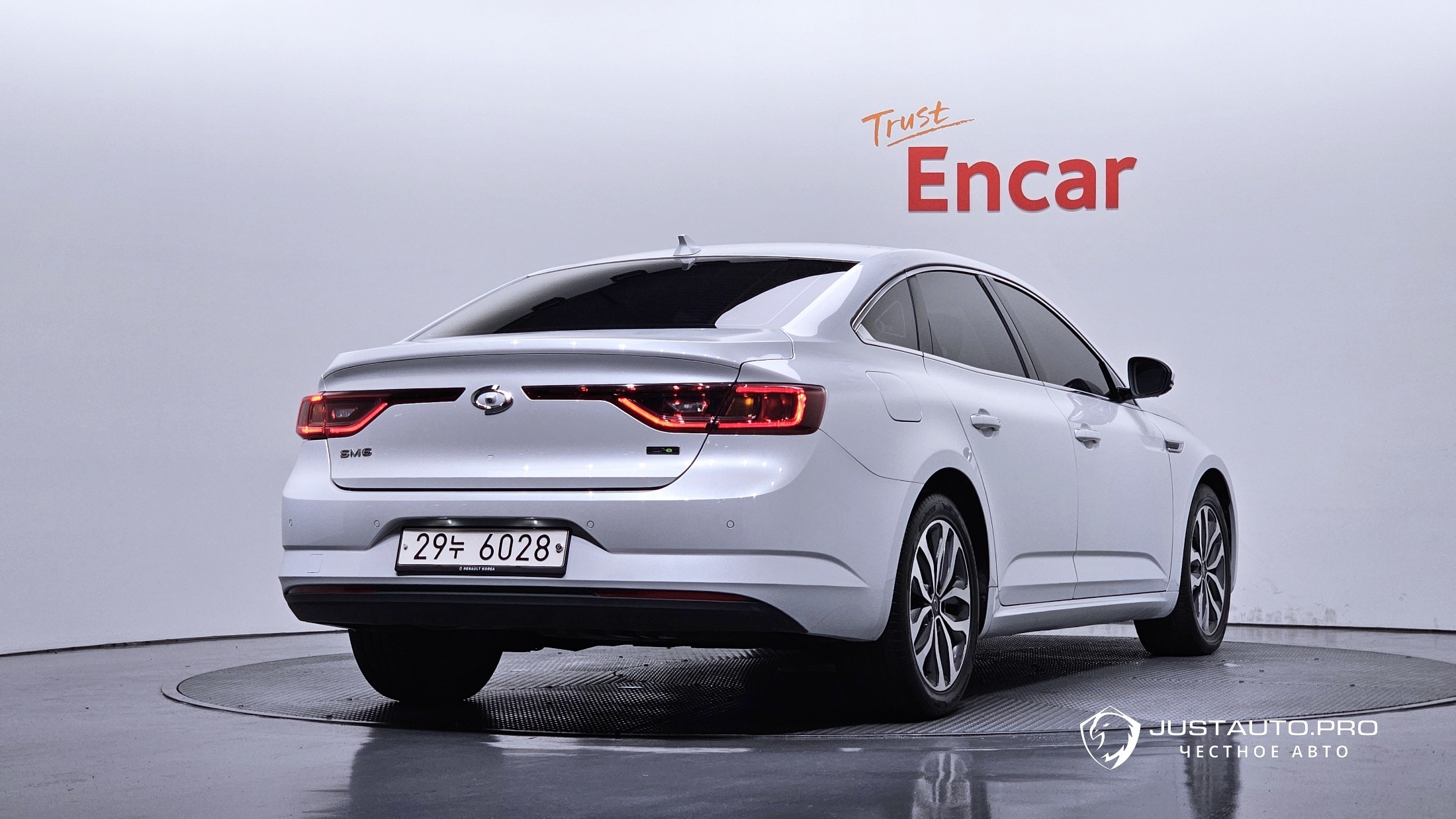 Автомобиль Renault-KoreaSamsung SM6