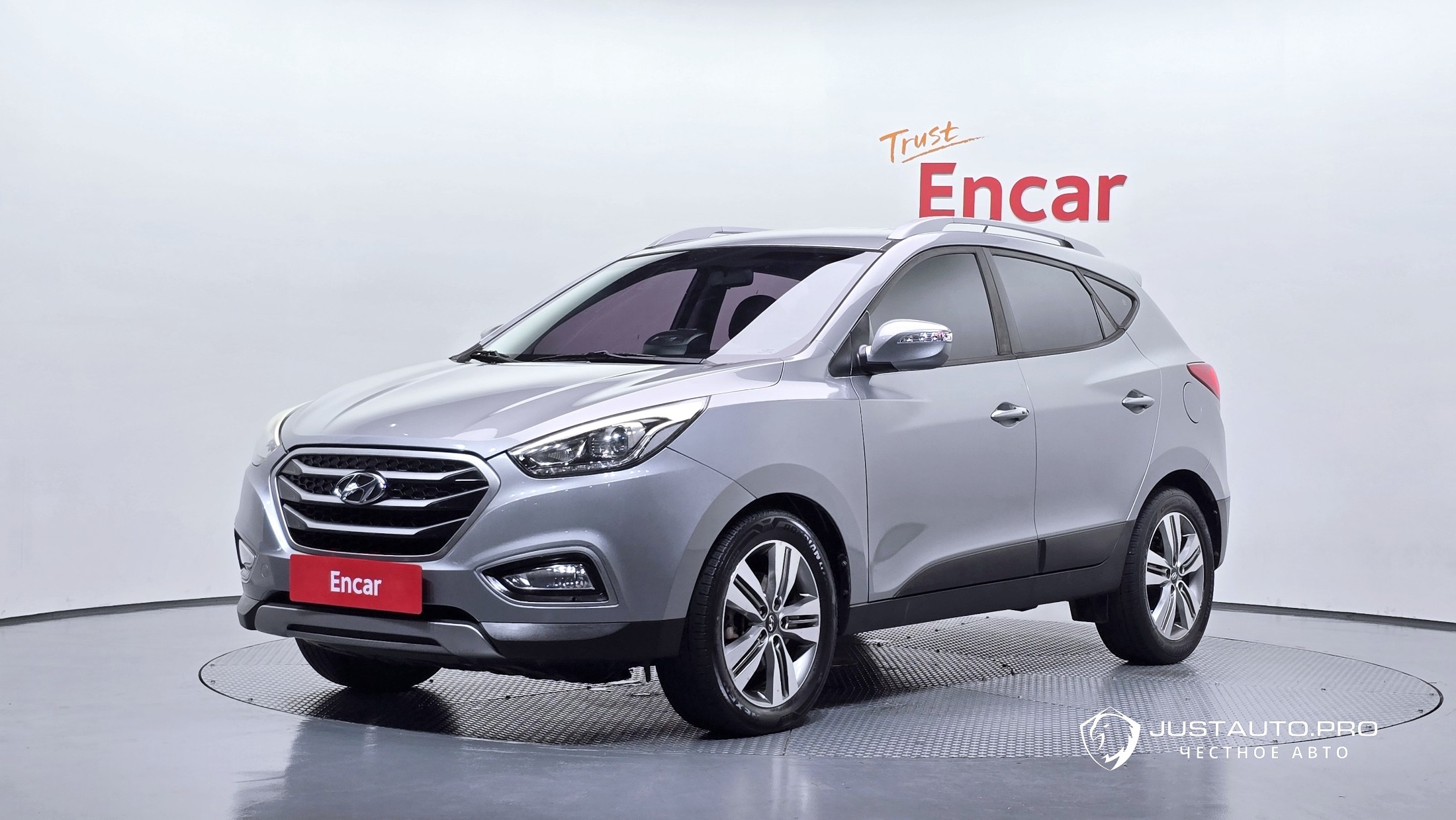 Автомобиль Hyundai Tucson