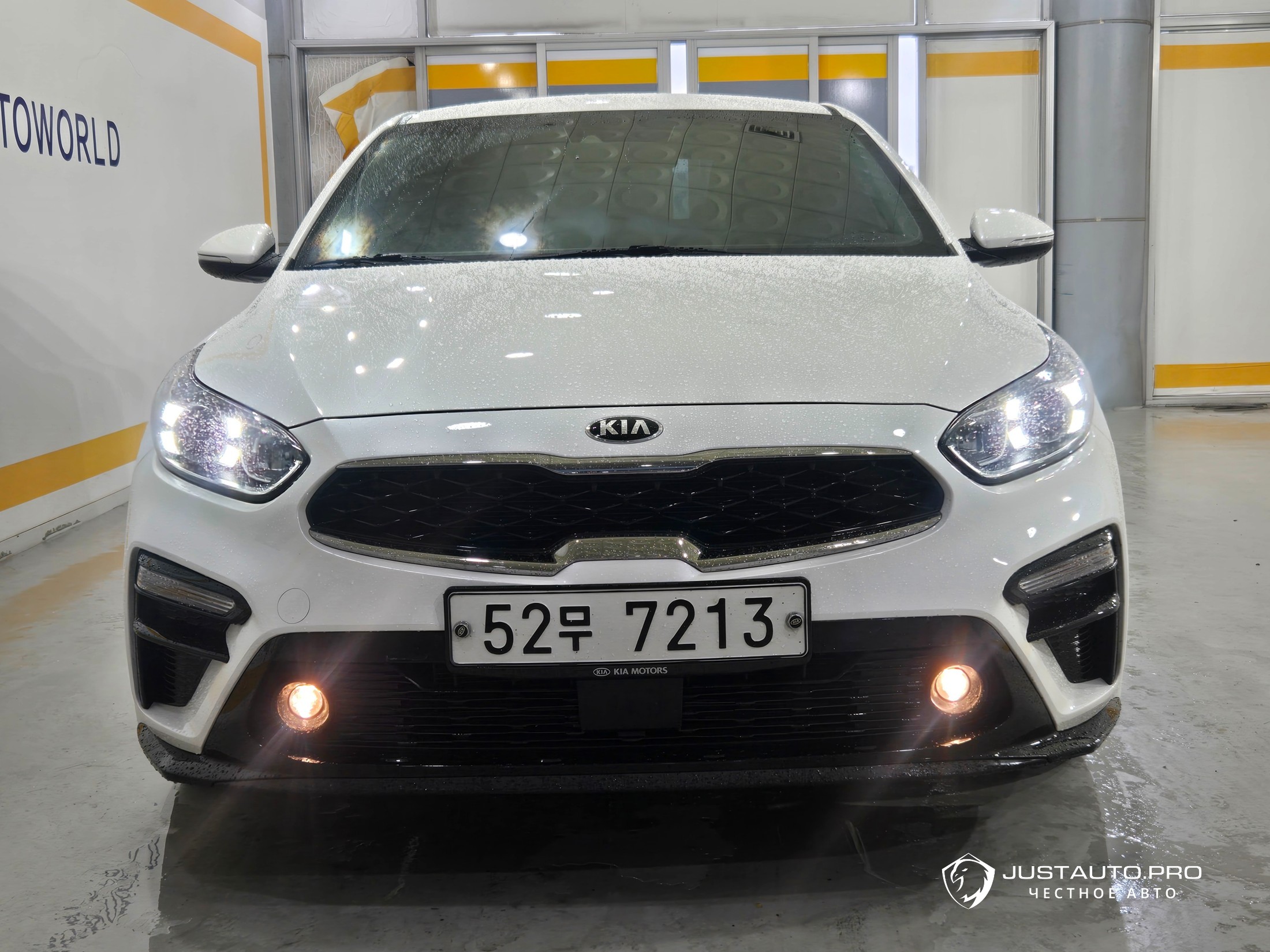 Автомобиль Kia K3