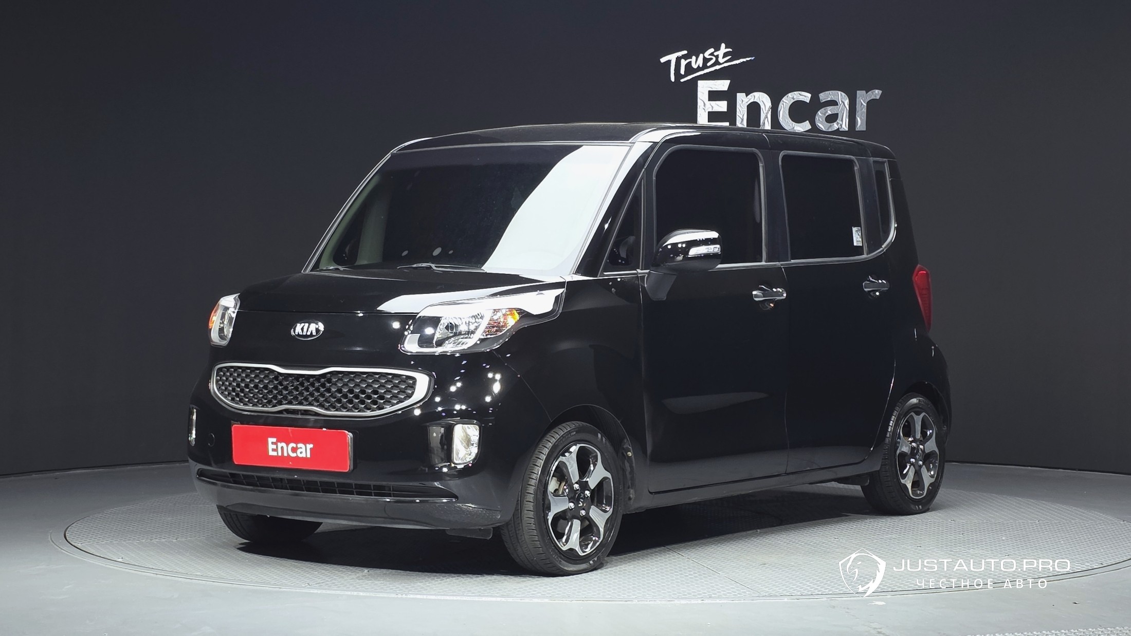 Автомобиль Kia RAY
