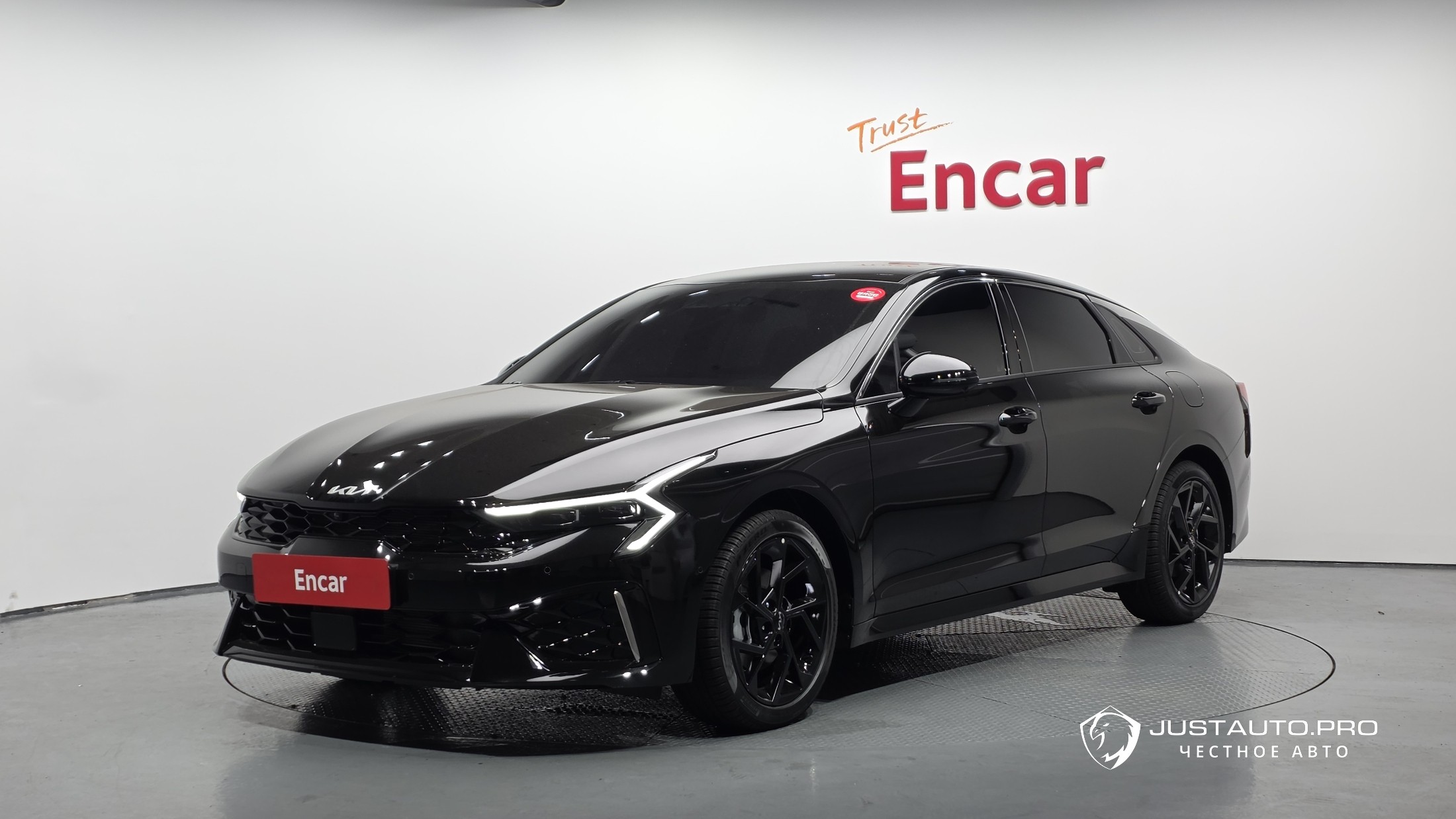 Автомобиль Kia K5