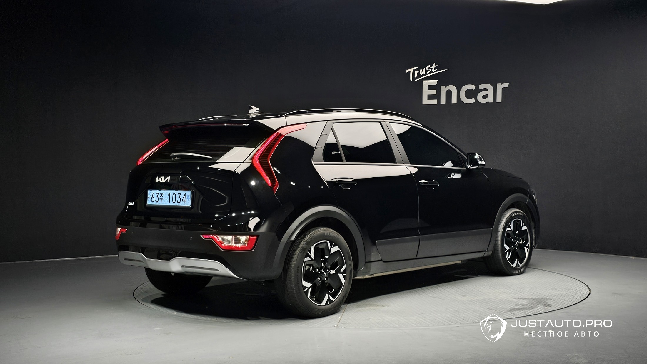 Автомобиль Kia Niro