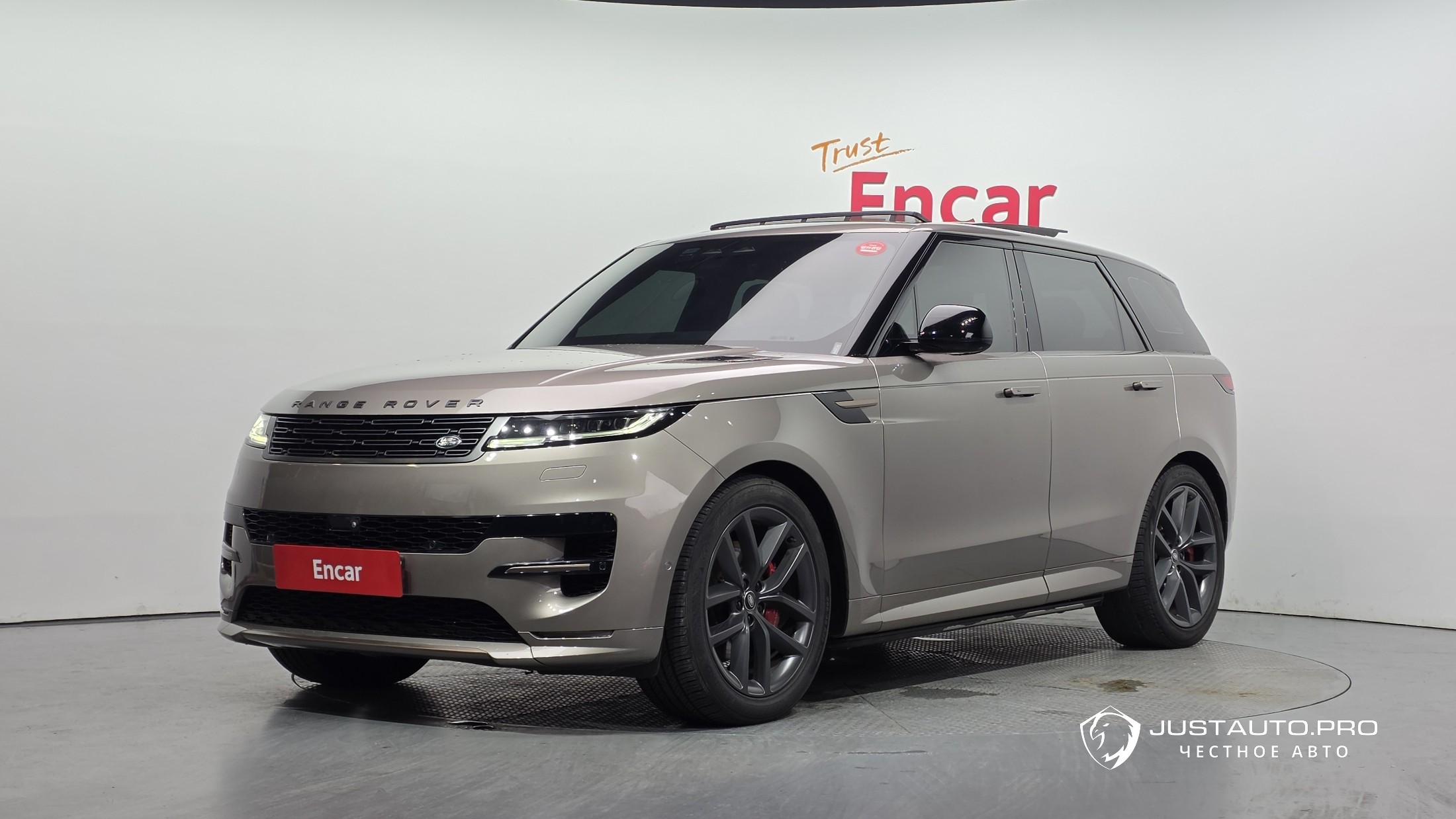 Автомобиль Land Rover Range Rover Sport