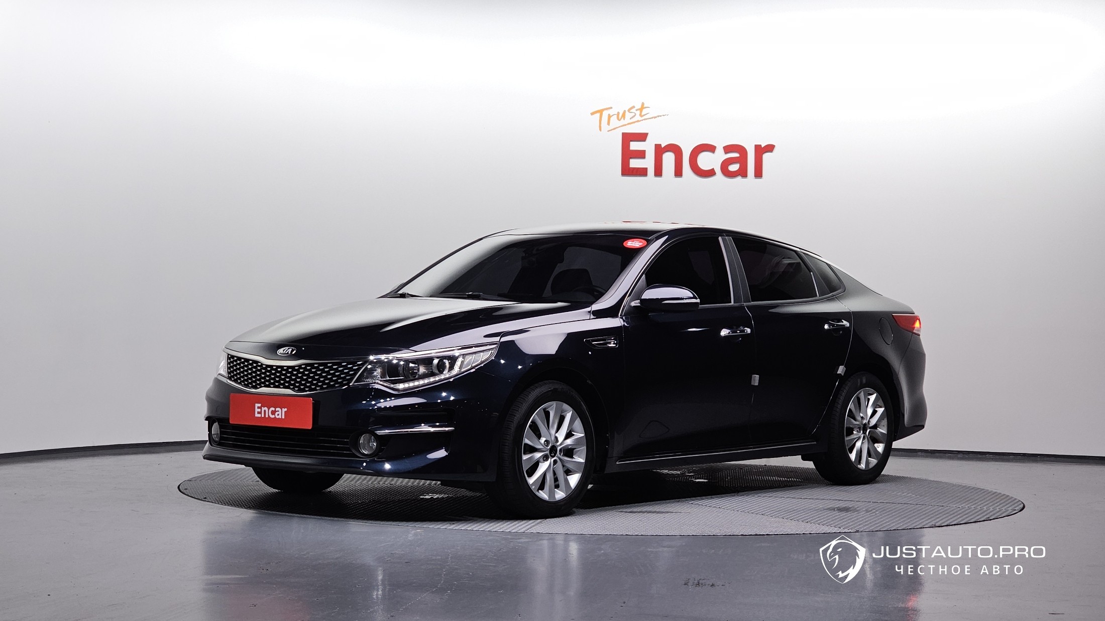 Автомобиль Kia K5