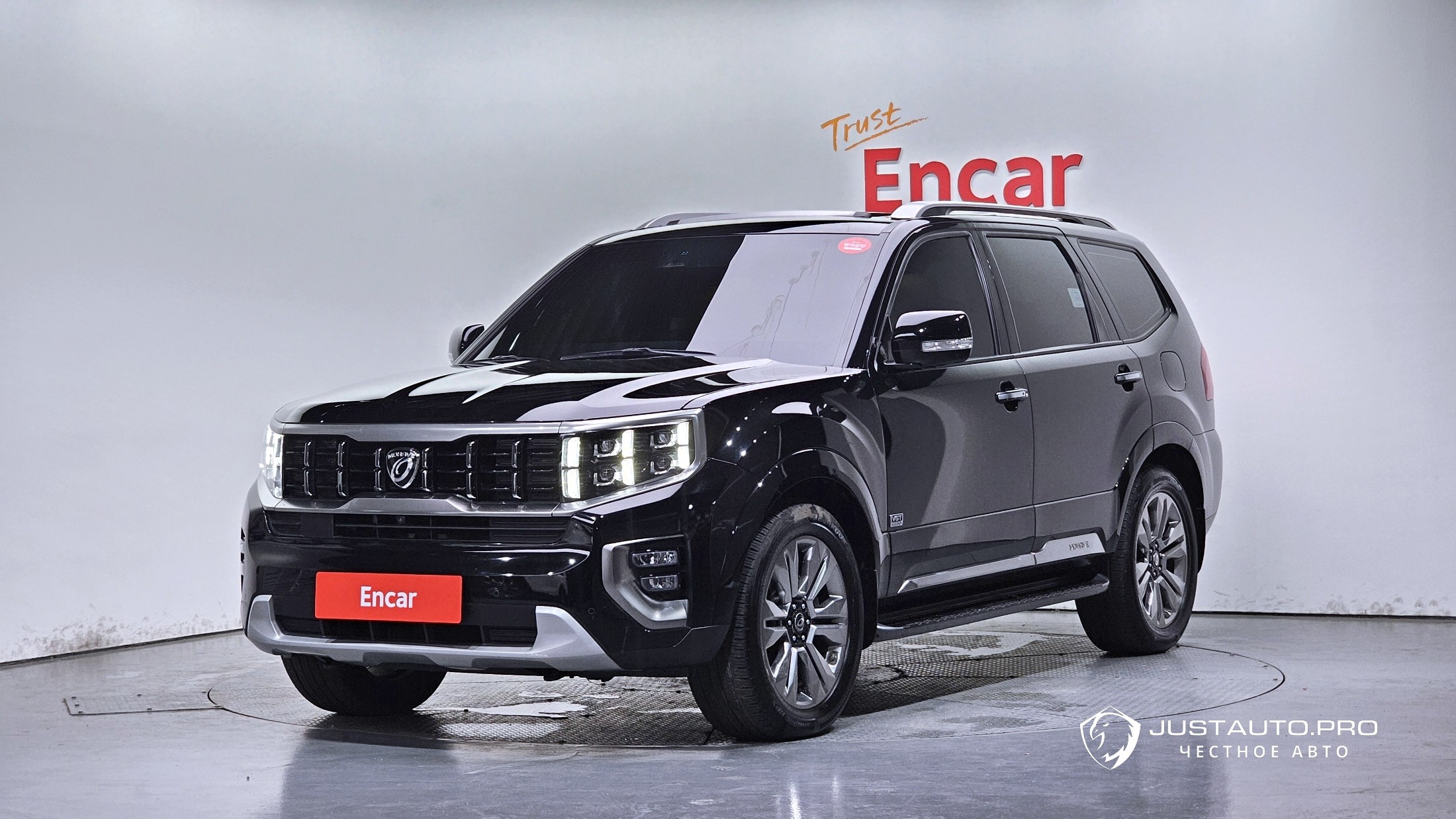 Автомобиль Kia Mohave