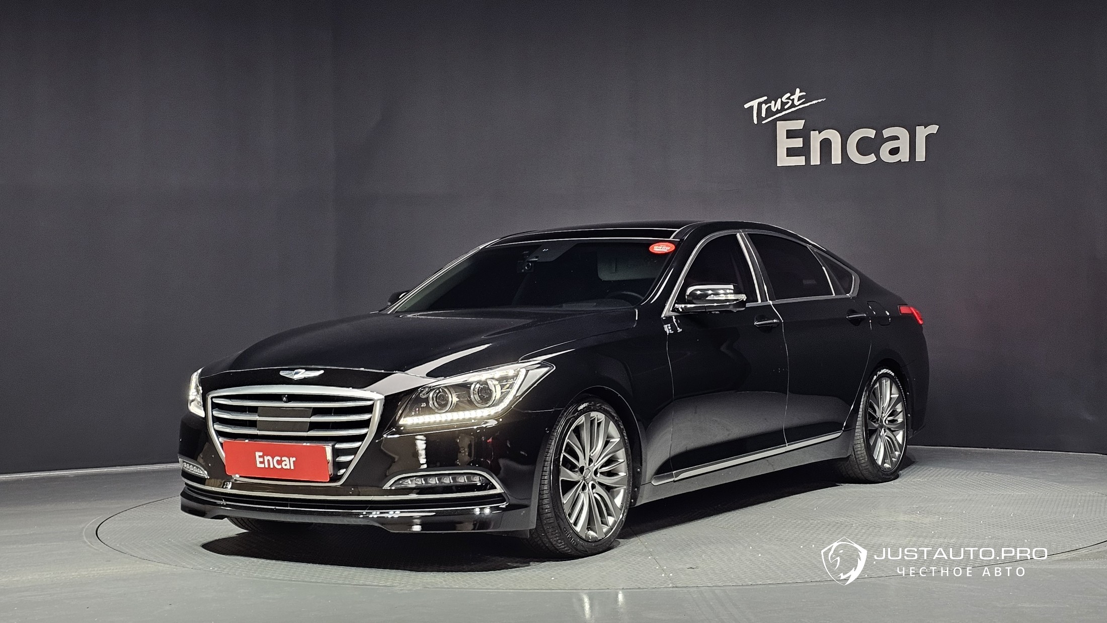 Автомобиль Hyundai Genesis