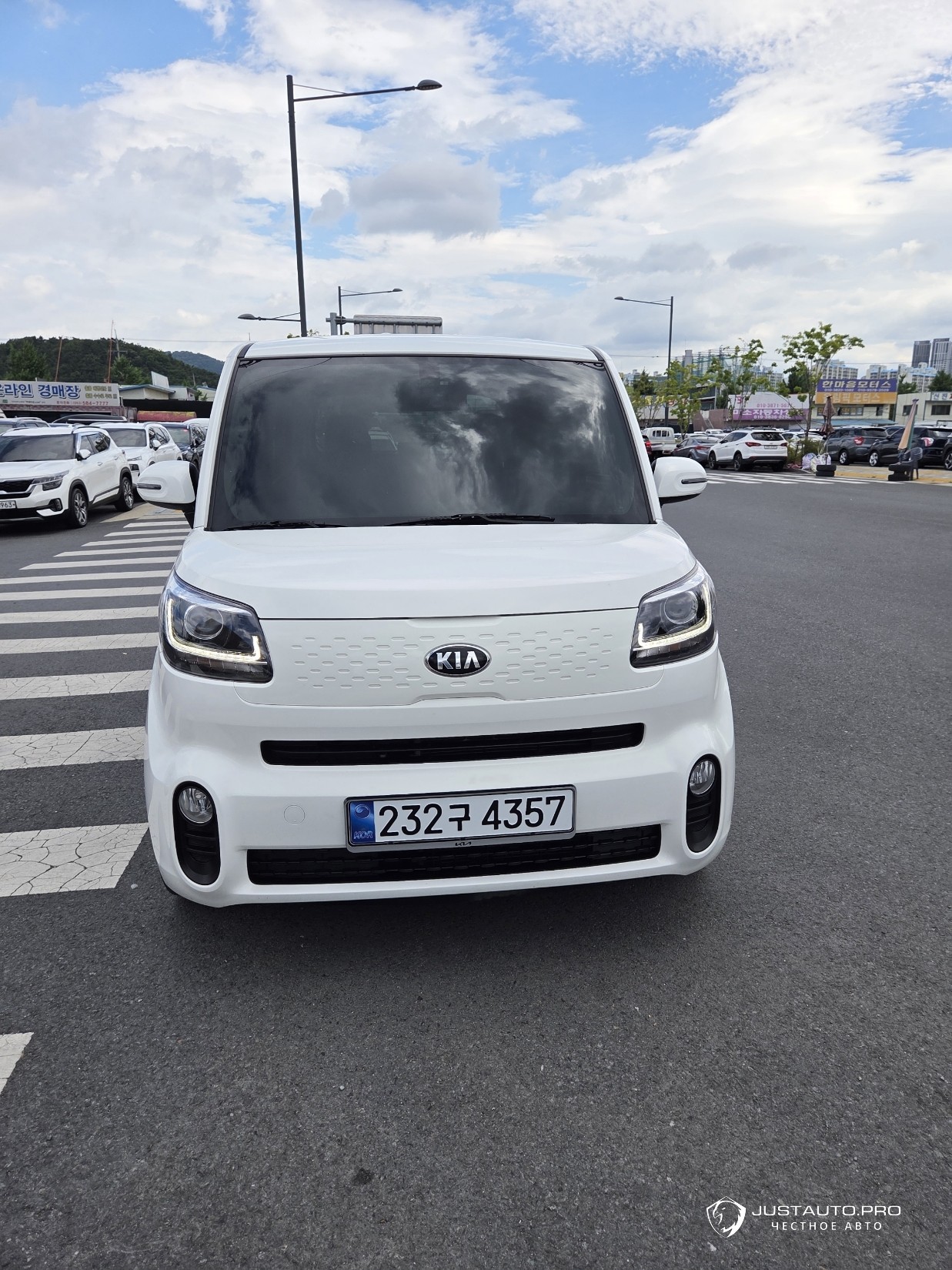 Автомобиль Kia RAY