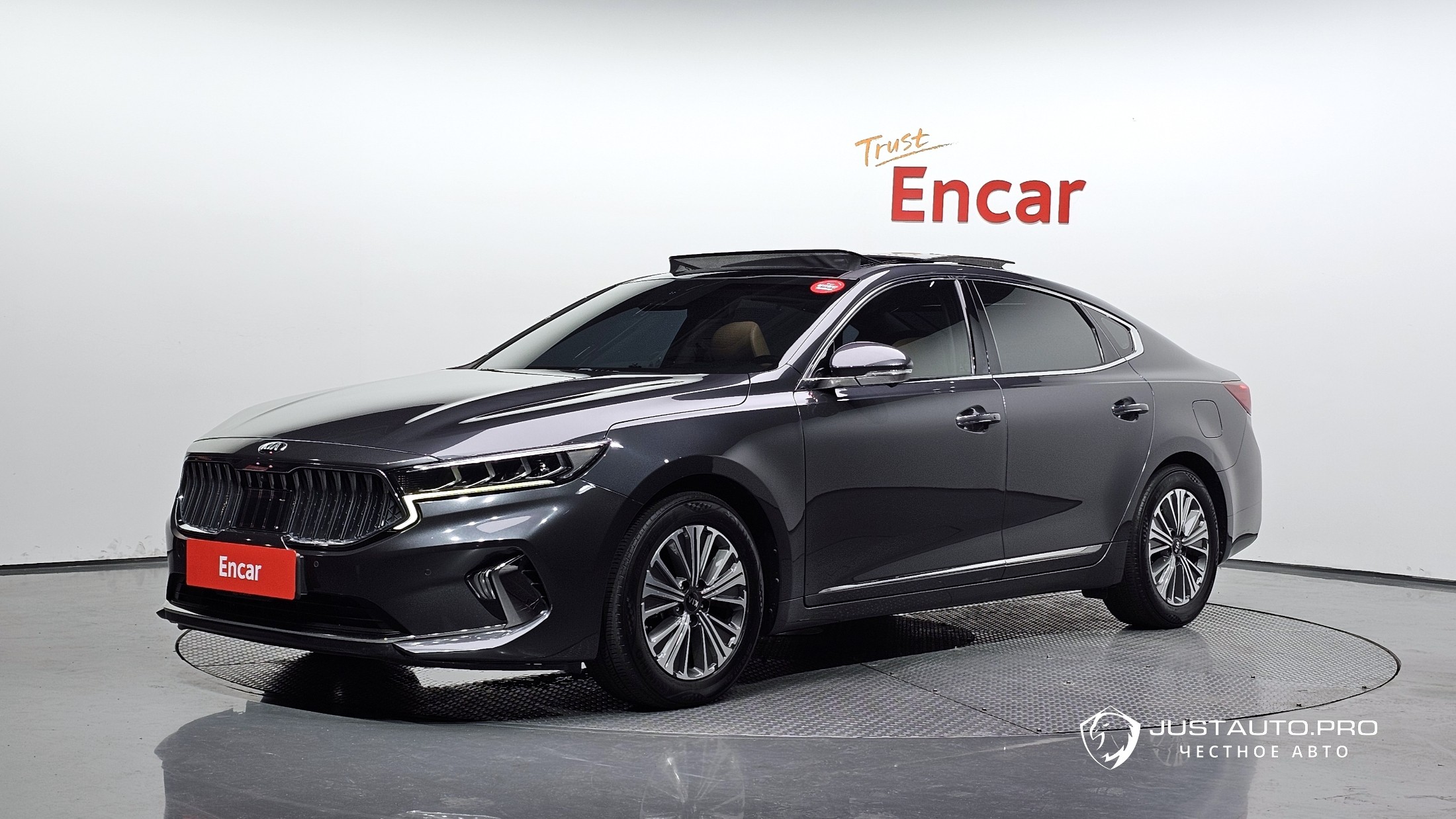Автомобиль Kia K7