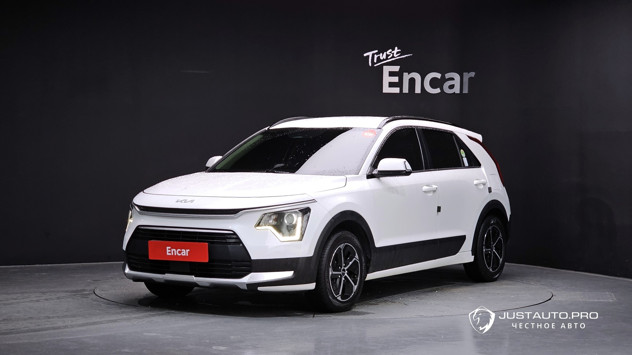 Автомобиль Kia Niro