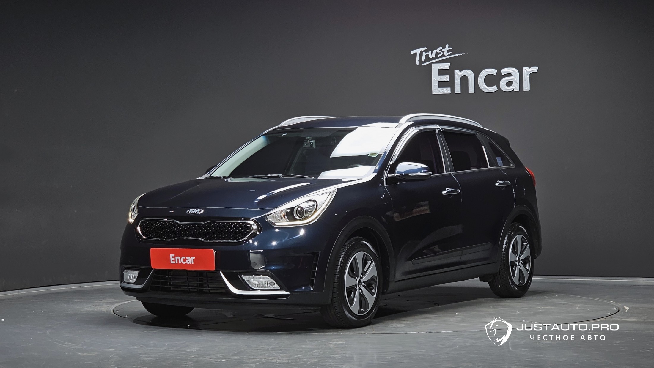 Автомобиль Kia Niro