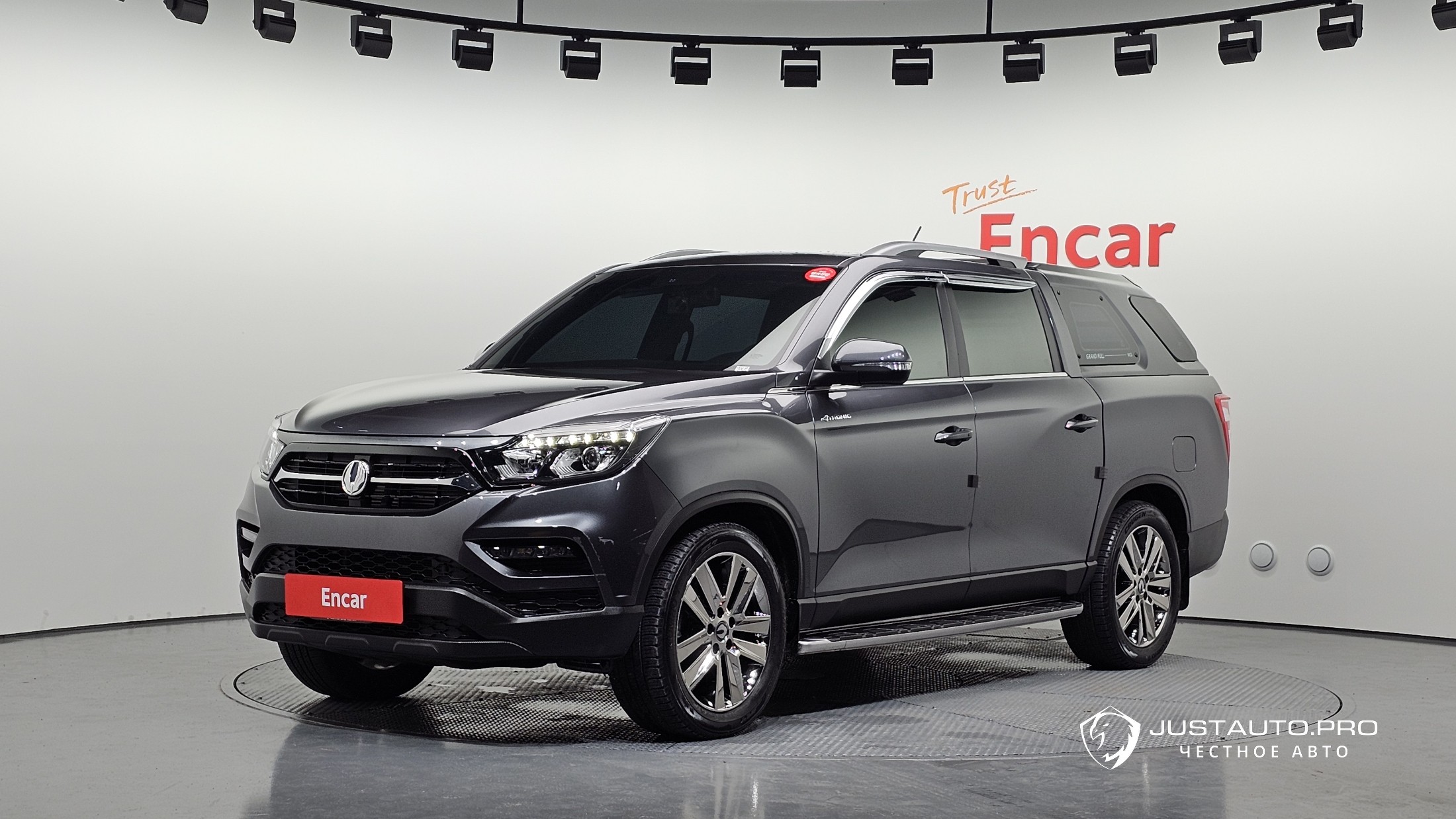 Автомобиль KG_Mobility_Ssangyong Rexton