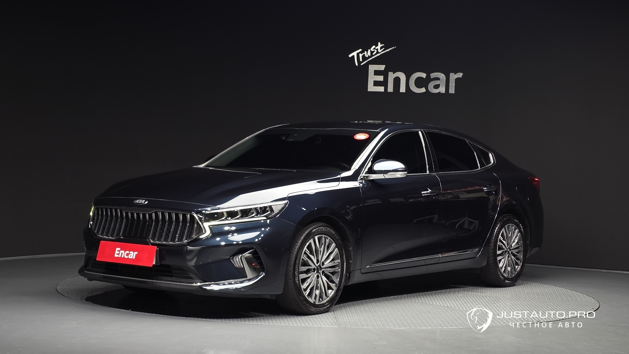 Автомобиль Kia K7