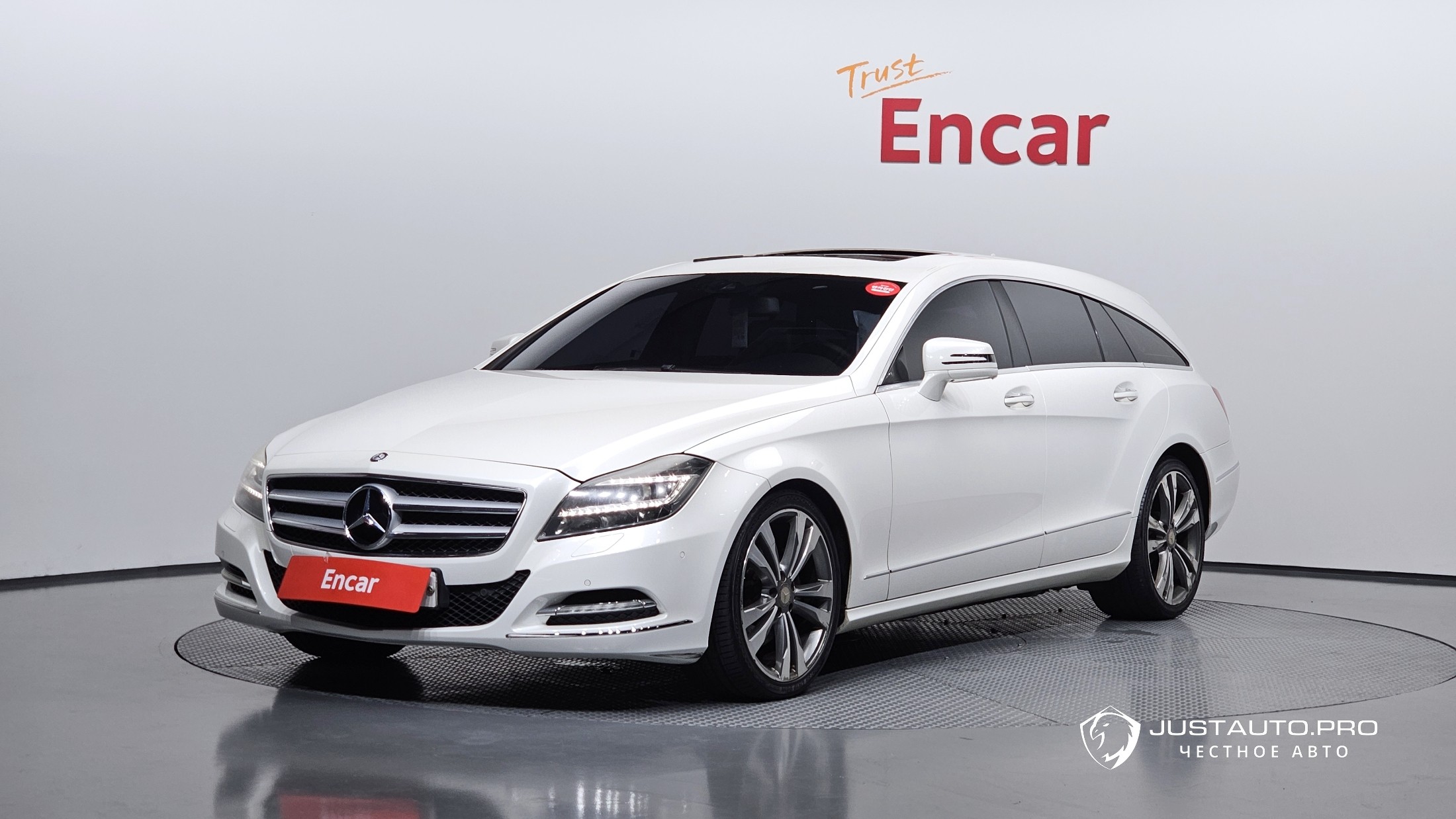 Автомобиль Mercedes-Benz CLS-Class