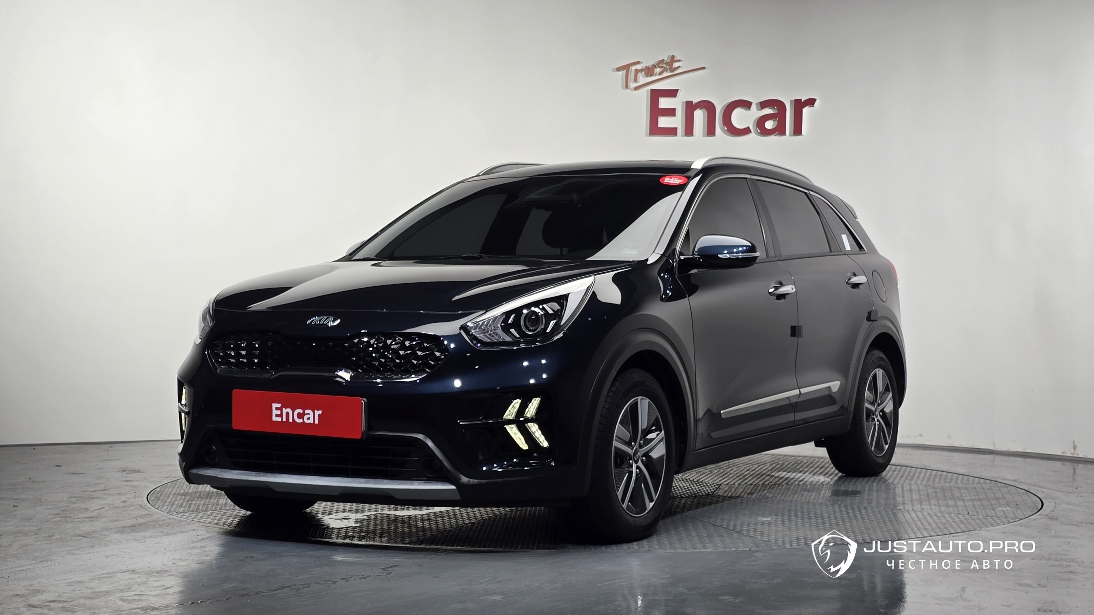 Автомобиль Kia Niro