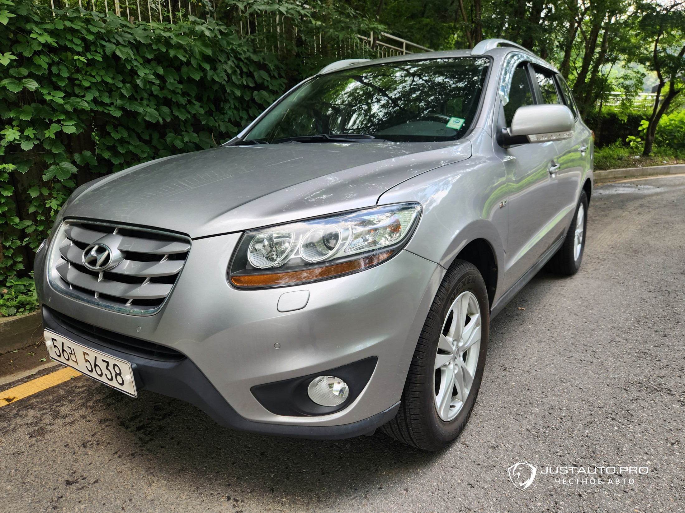 Автомобиль Hyundai Santafe