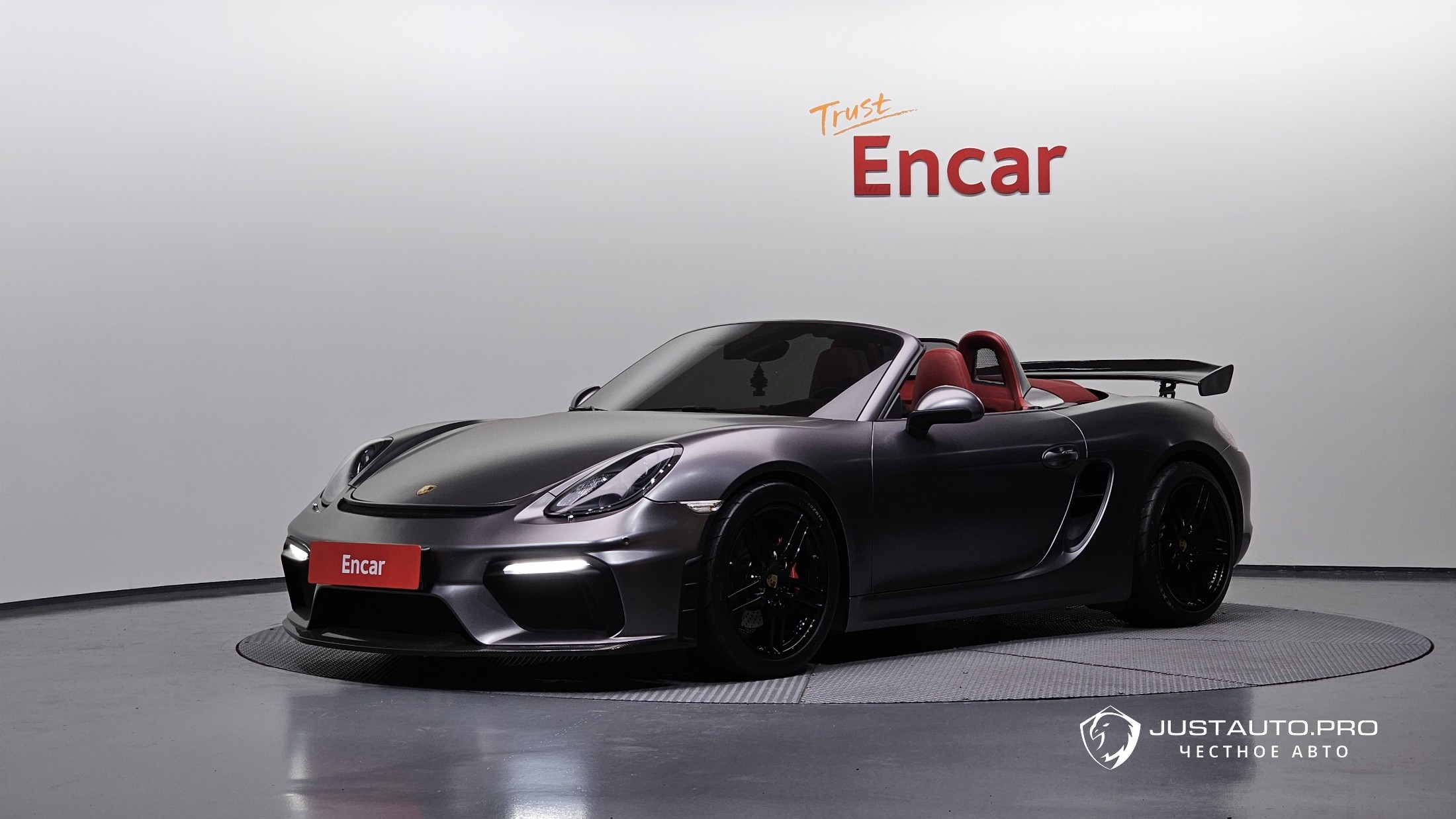 Автомобиль Porsche Boxster