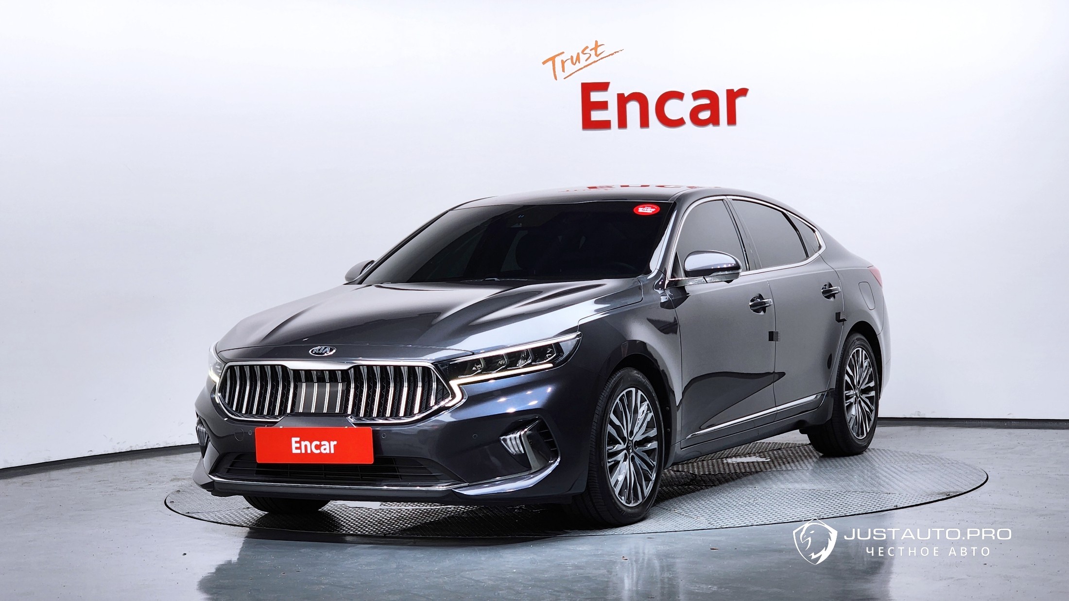 Автомобиль Kia K7