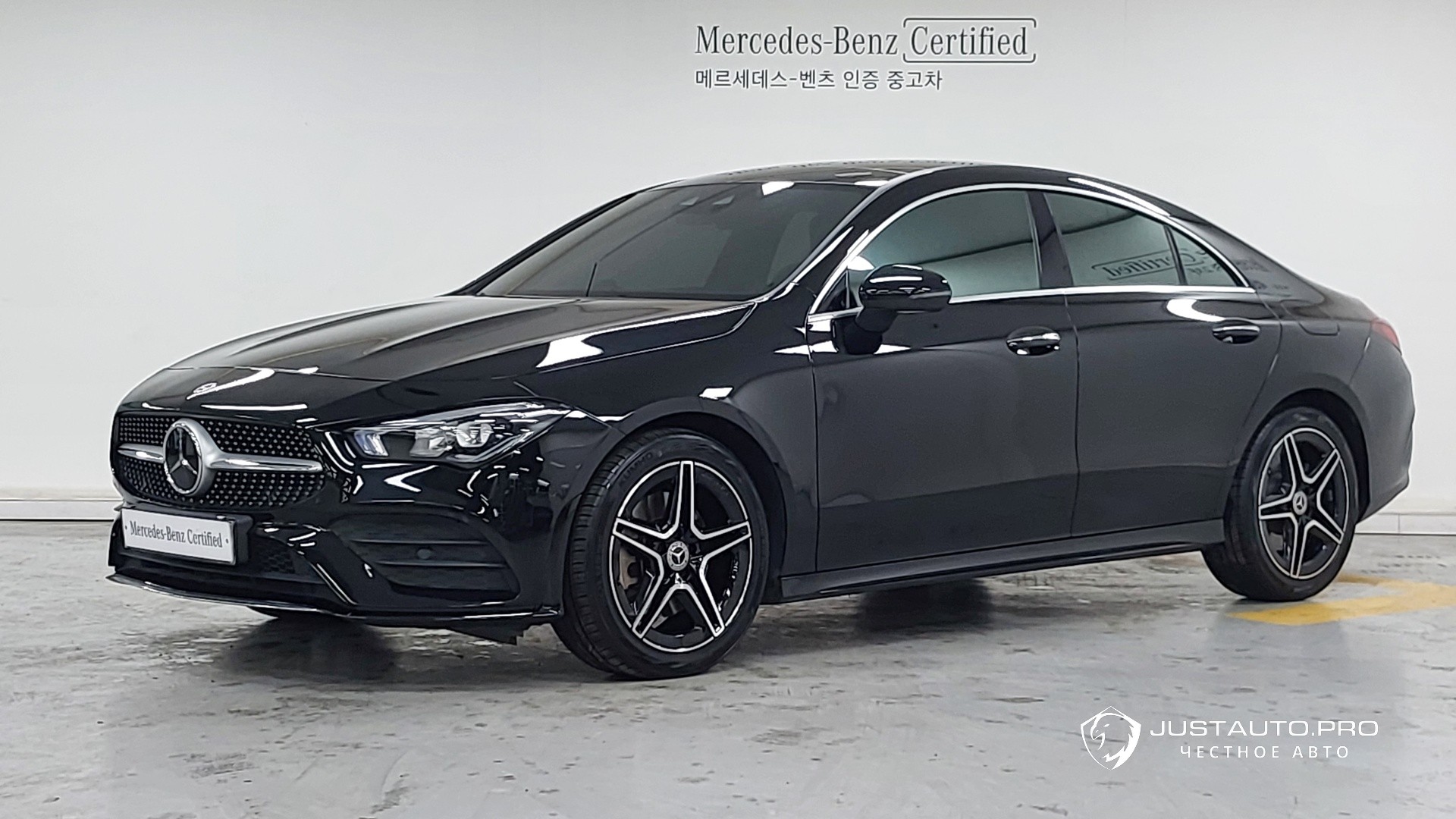Автомобиль Mercedes-Benz CLA-Class