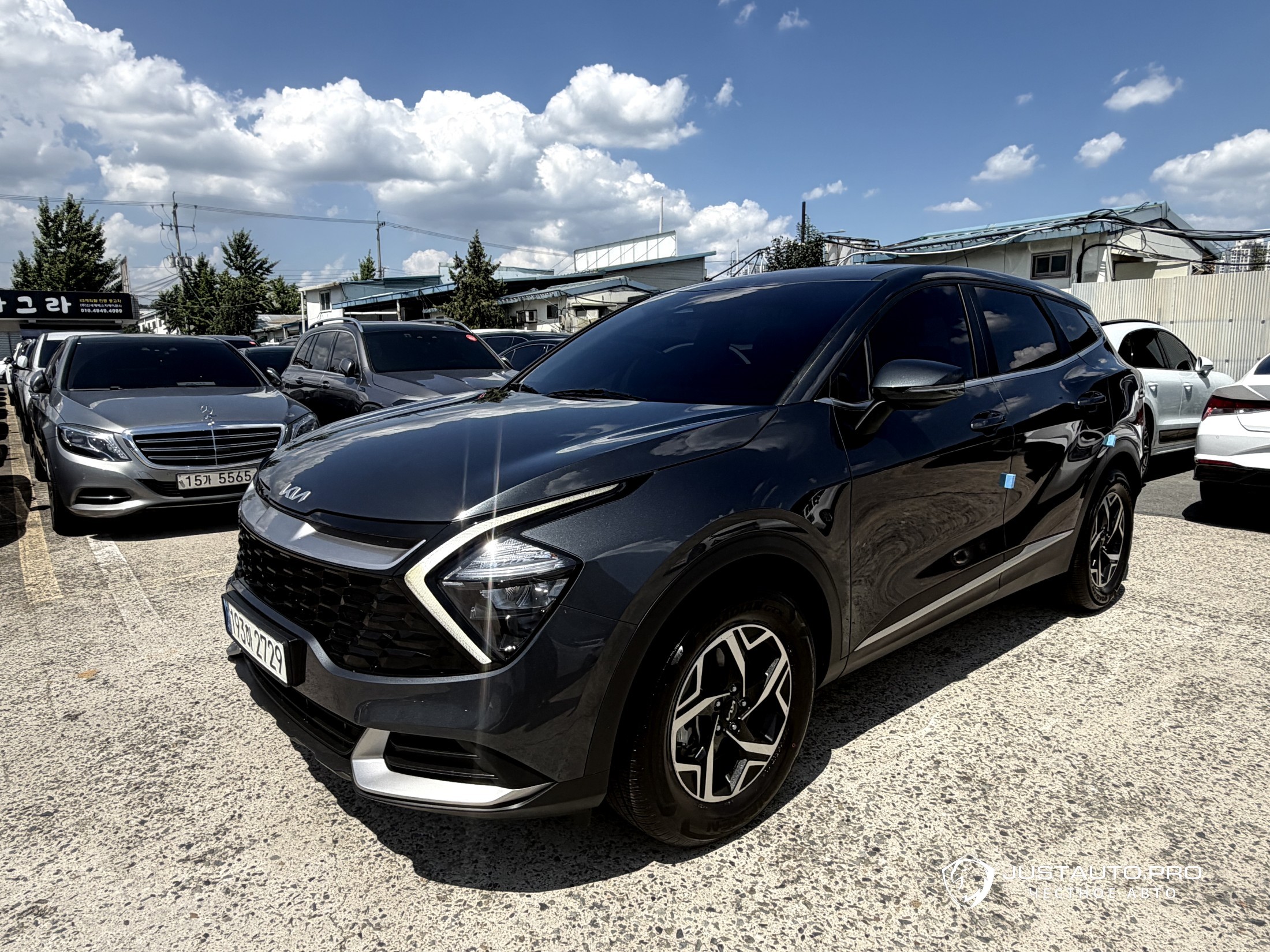 Автомобиль Kia Sportage