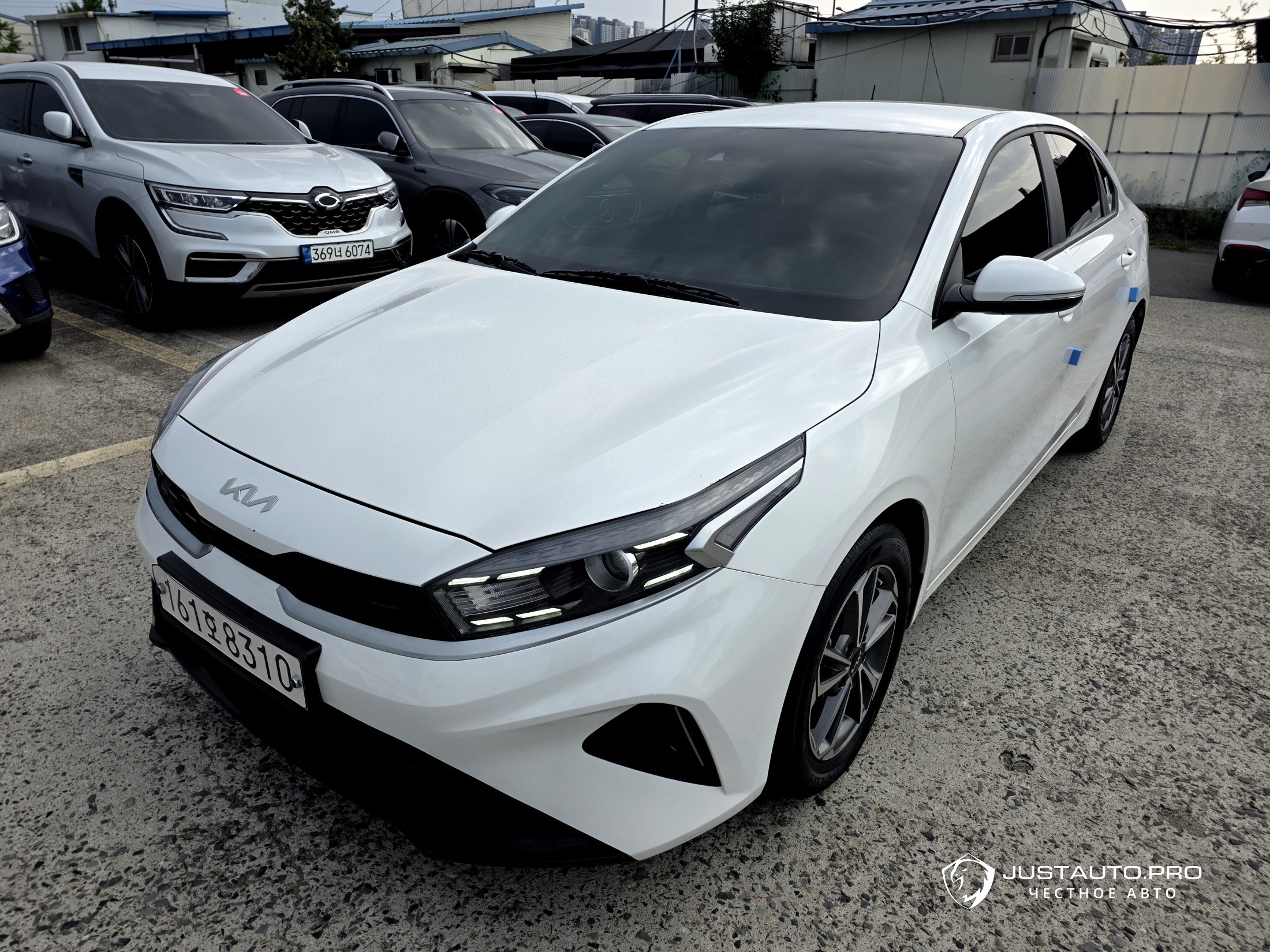 Автомобиль Kia K3