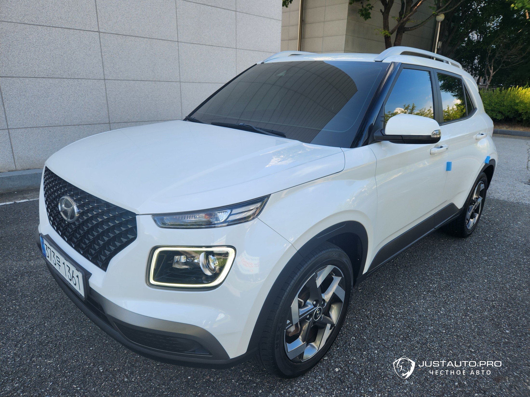 Автомобиль Hyundai Venue