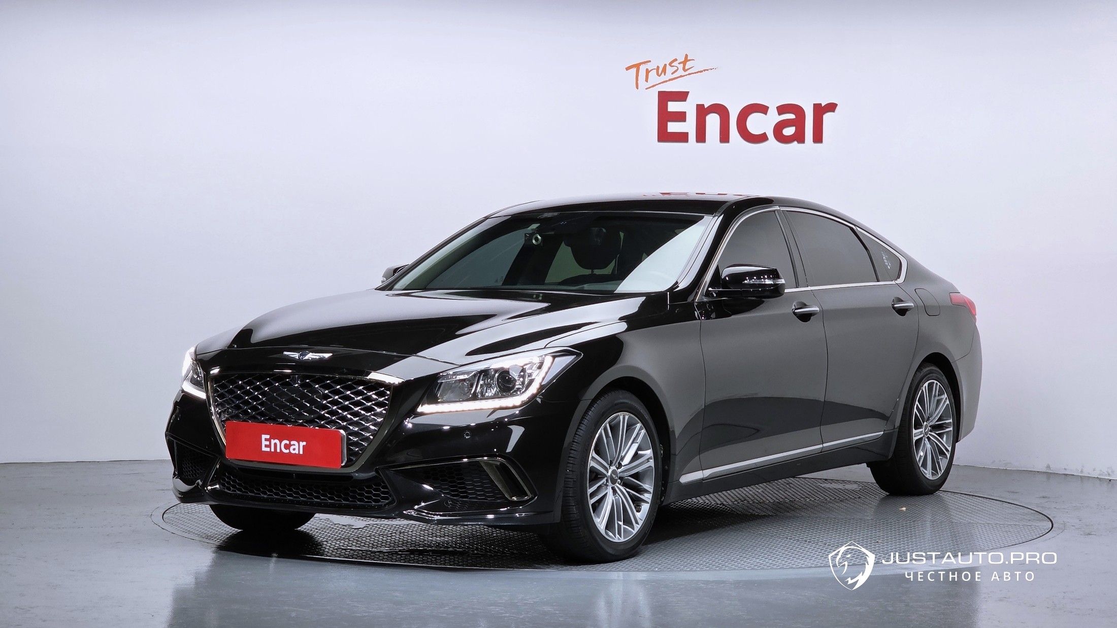 Автомобиль Genesis G80