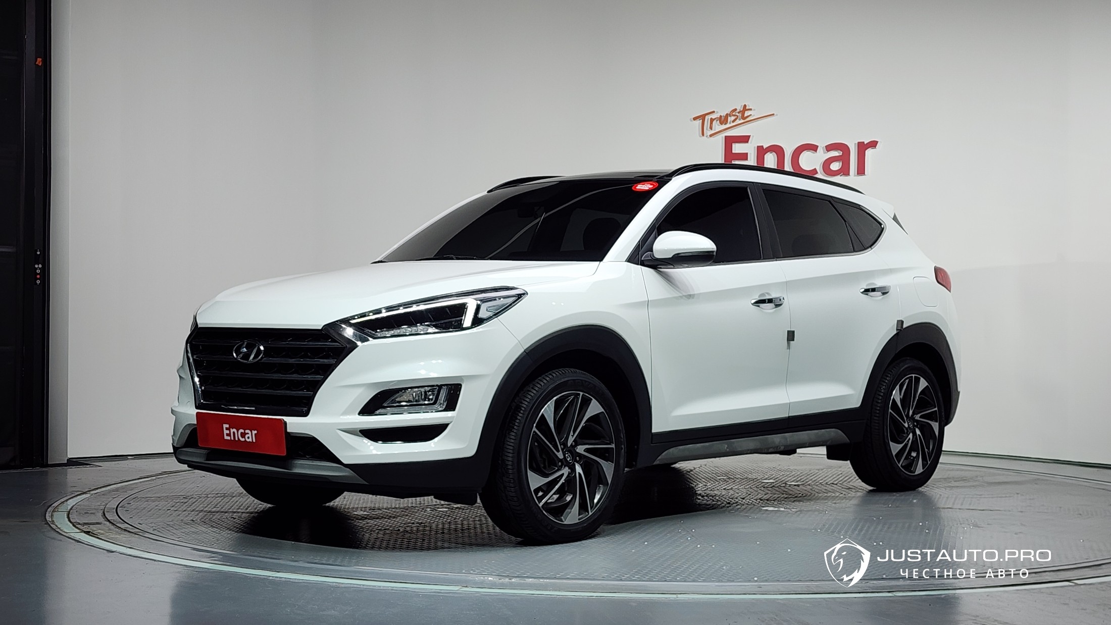 Автомобиль Hyundai Tucson