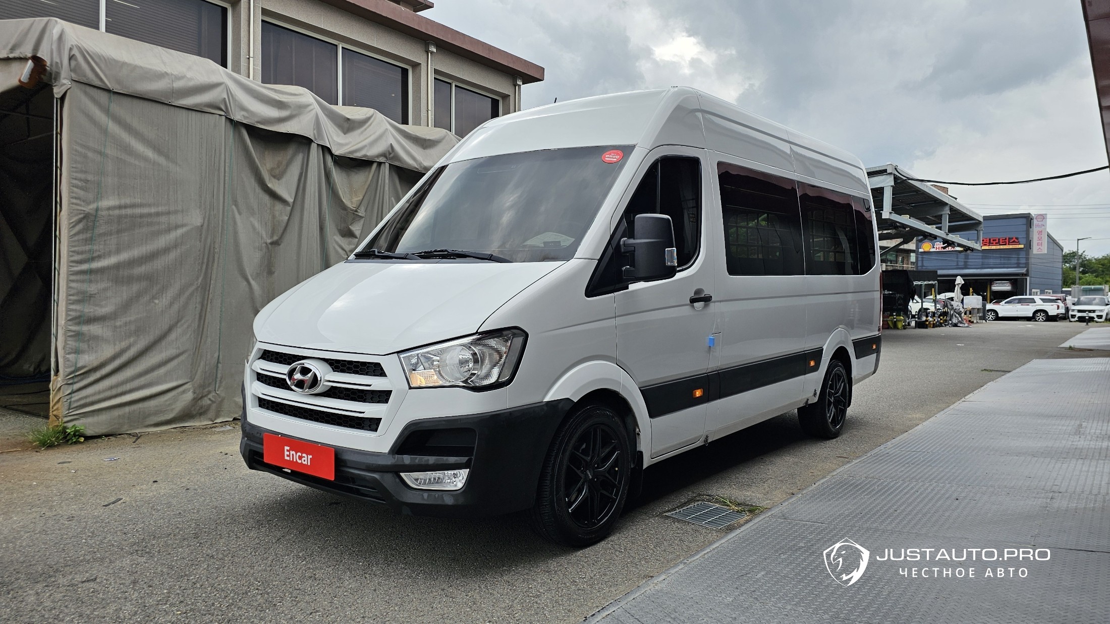Автомобиль Hyundai Solati